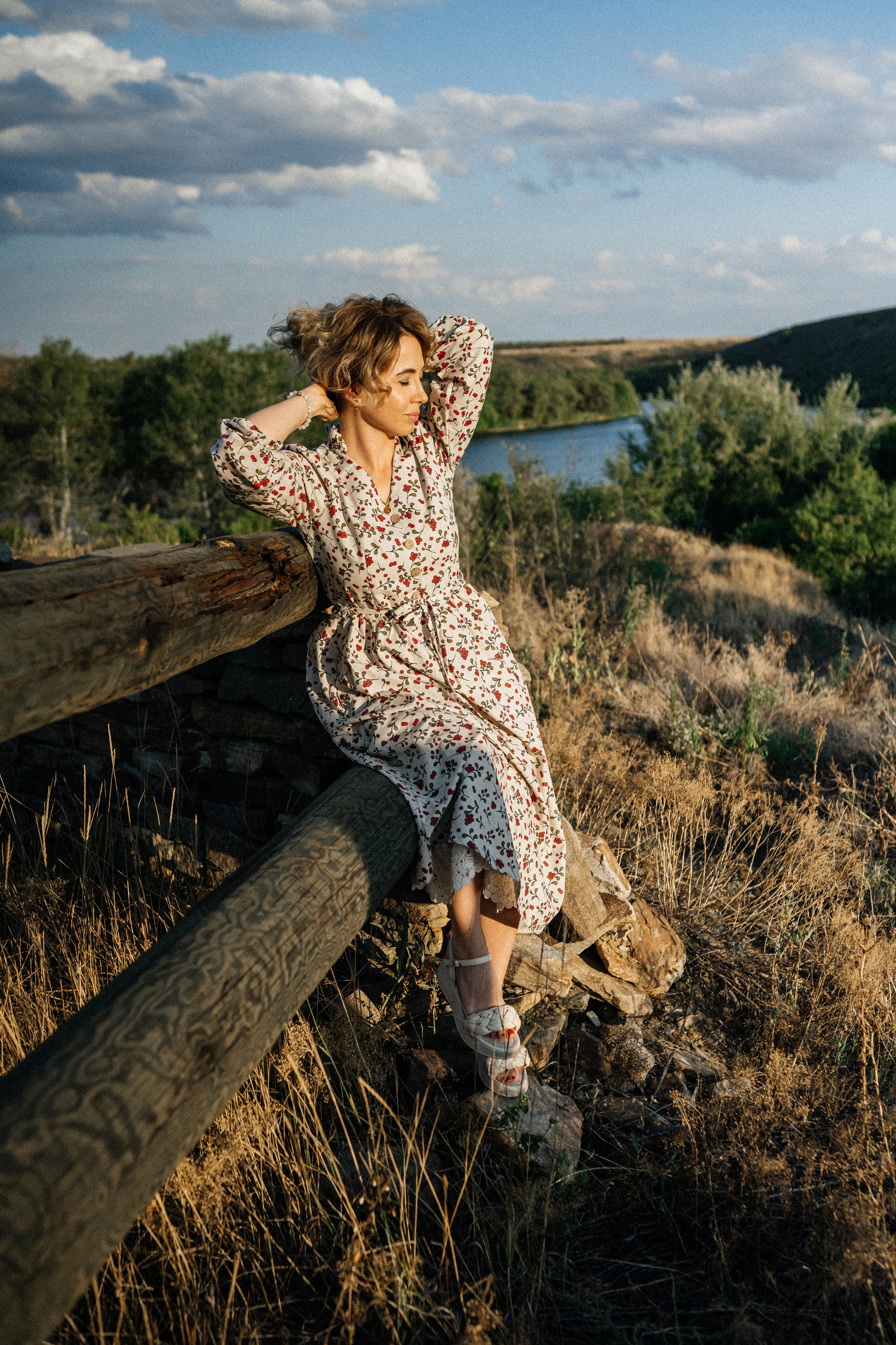 Оксана с собачкой. Фотограф в Каменске-Шахтинском и парке Лога Ольга Сагал