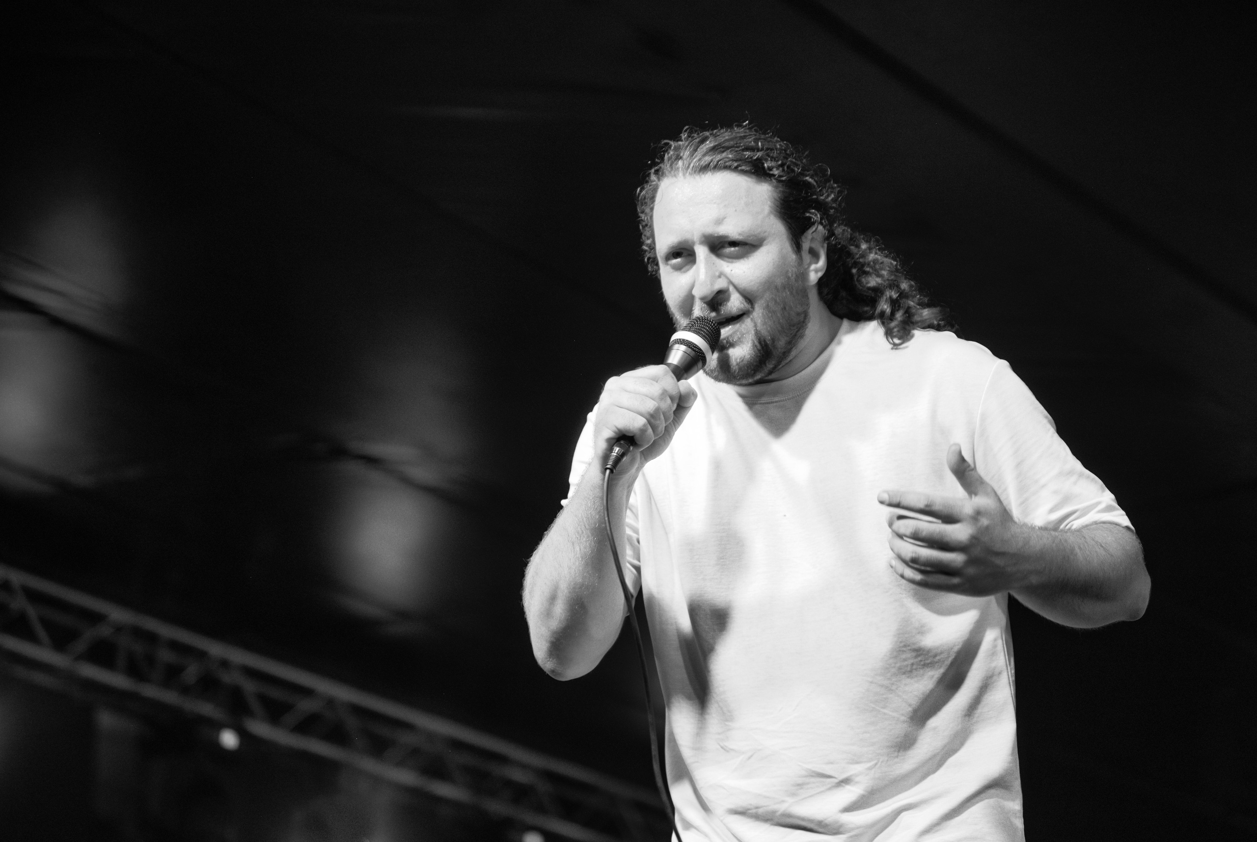 Концерт Oto Nemsadze в Сенаки. Портретный фотограф Денис Милютин