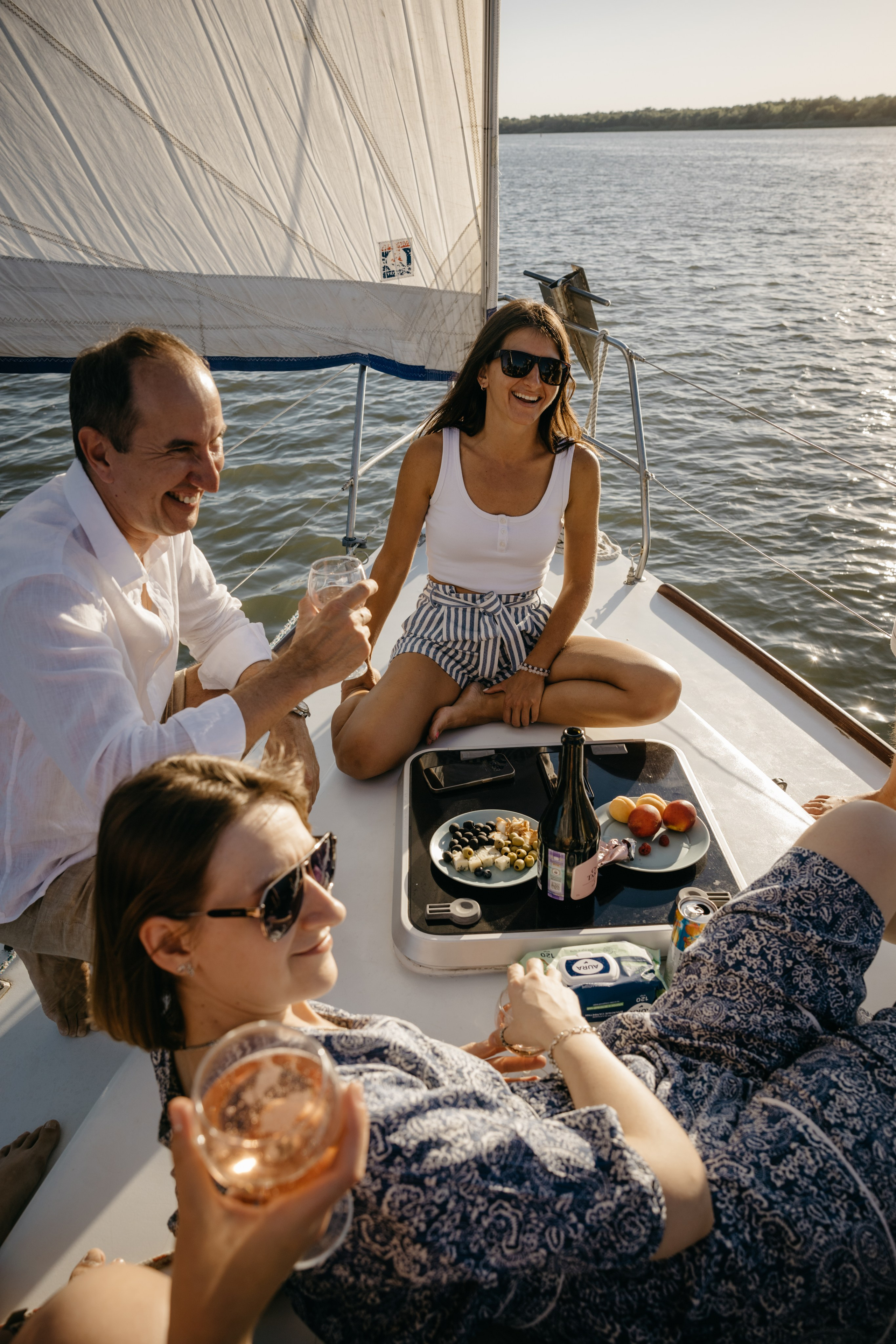 Прогулка на яхте. Фотограф Эдуарда Титанян