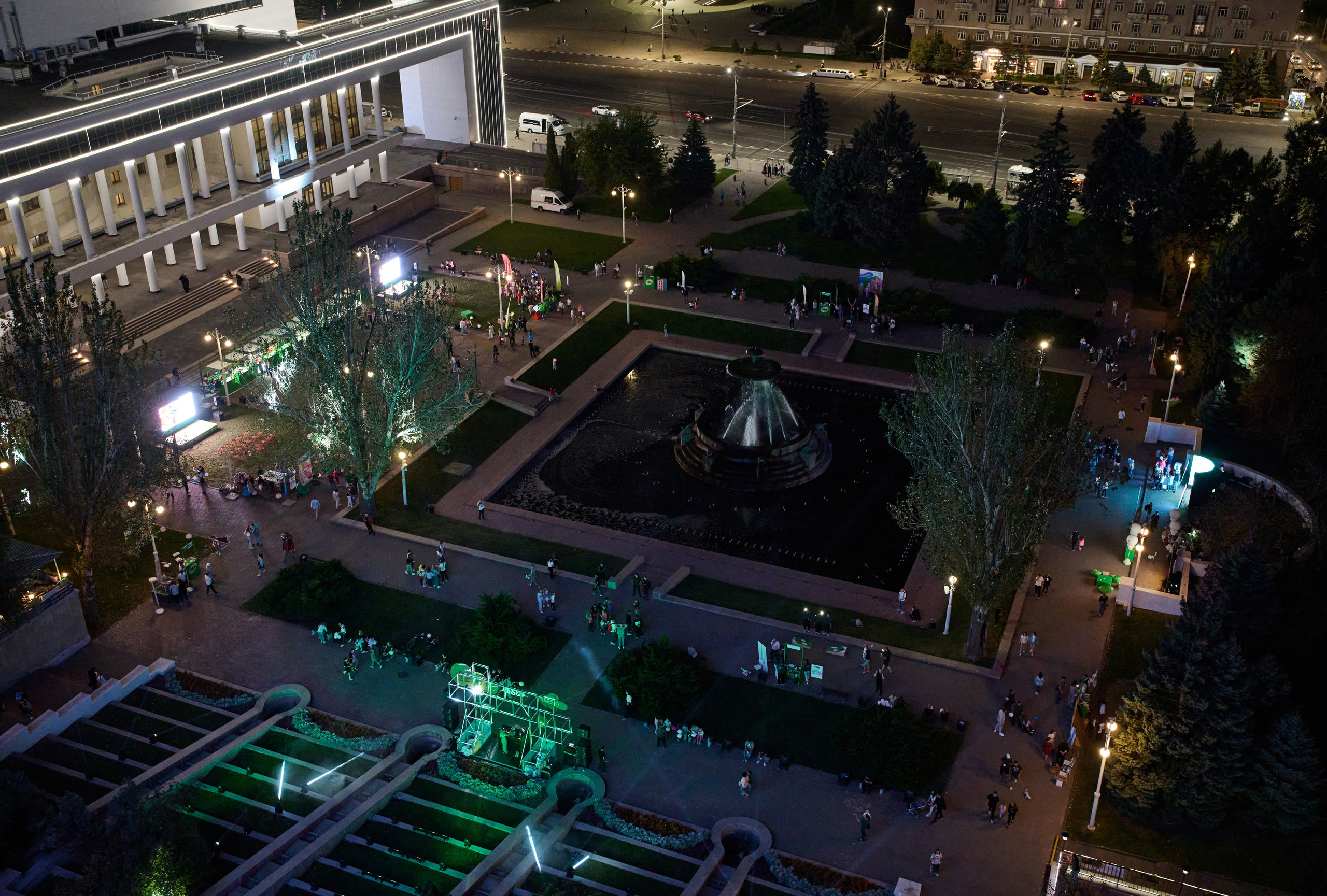 Фестиваль Жилищный базар в Ростове-на-Дону на Театральной площади | Организатор Event-агентство «До Мурашек». Свадебное и event агентство До Мурашек Ростов-на-Дону