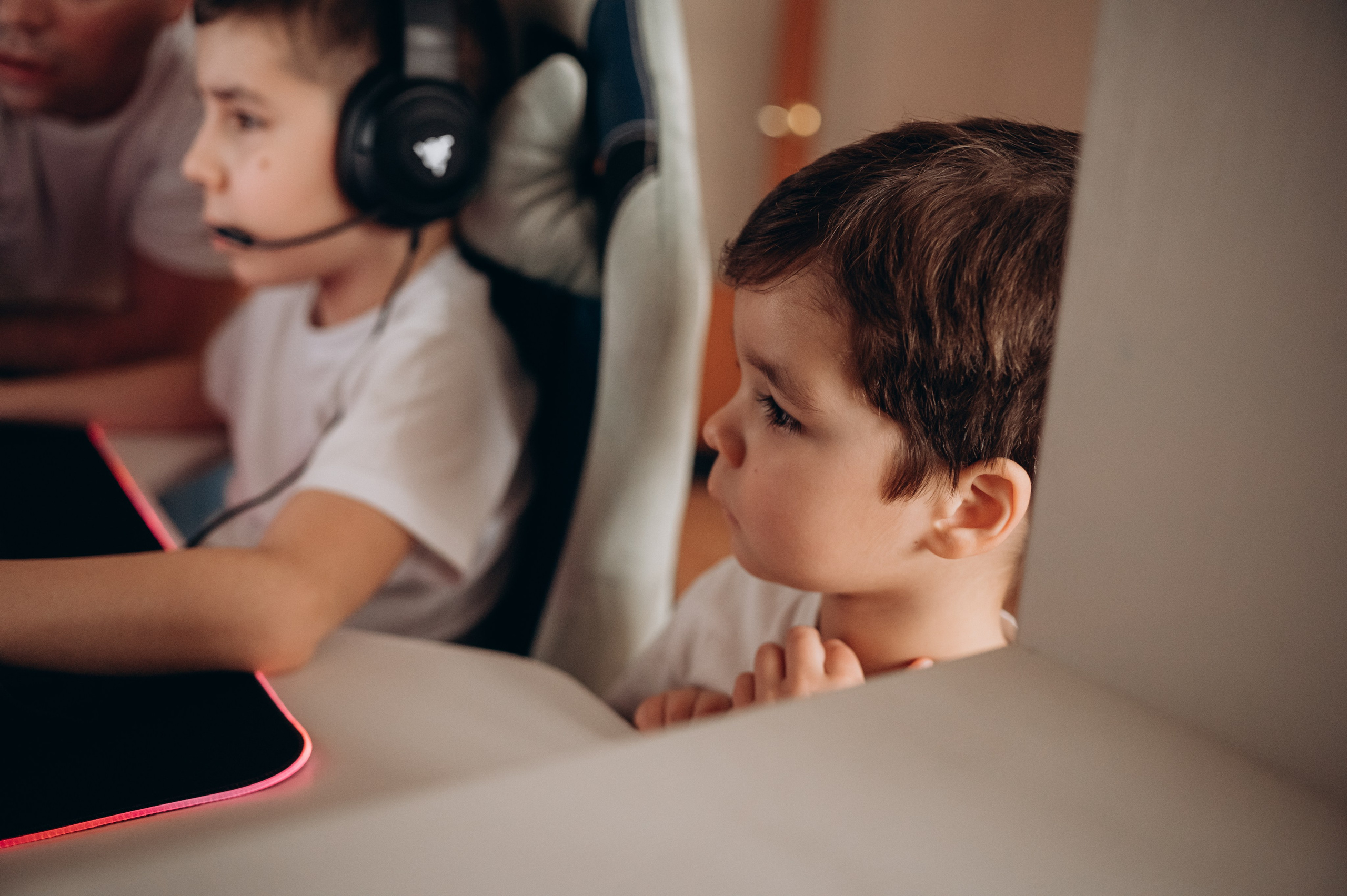 Гуля, Вадим, Артем, Вика и Дима. Детский и семейный фотограф в Москве