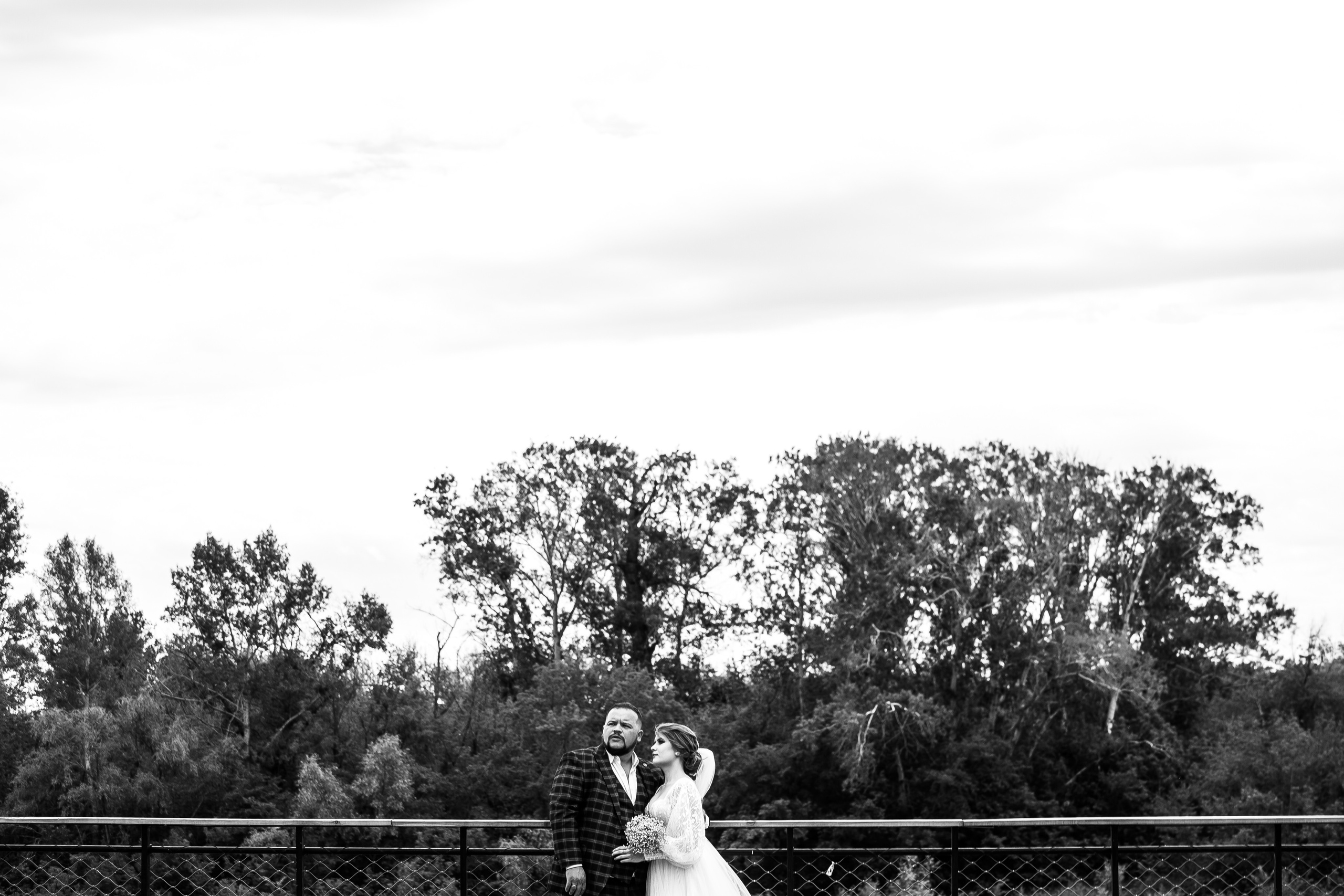 Максим и Екатерина — уютная свадьба в «Ладе». Свадебный фотограф в Оренбурге Илья Володьков