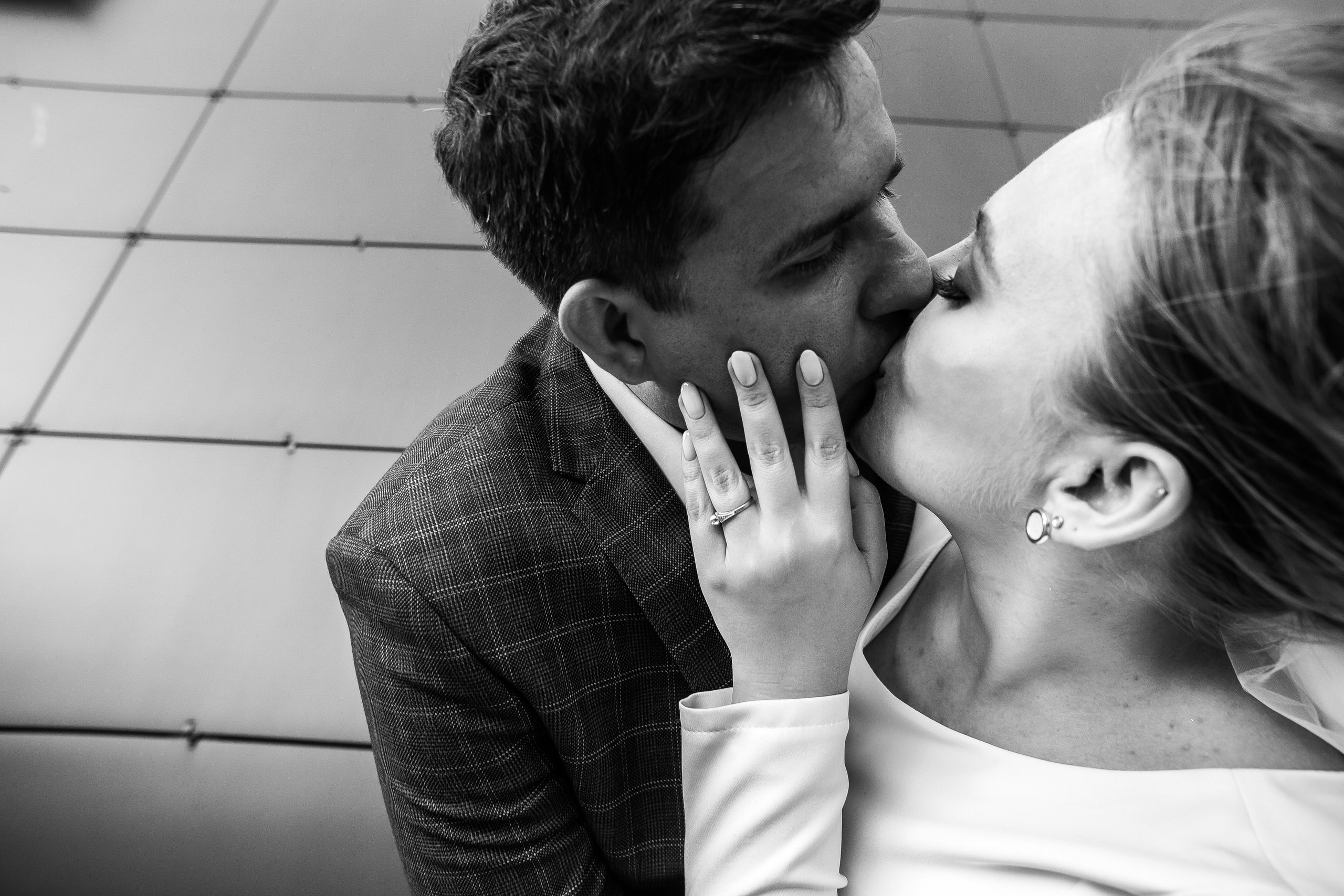 Александр и Анастасия — стильный банкет в Hilton. Свадебный фотограф в Оренбурге Илья Володьков