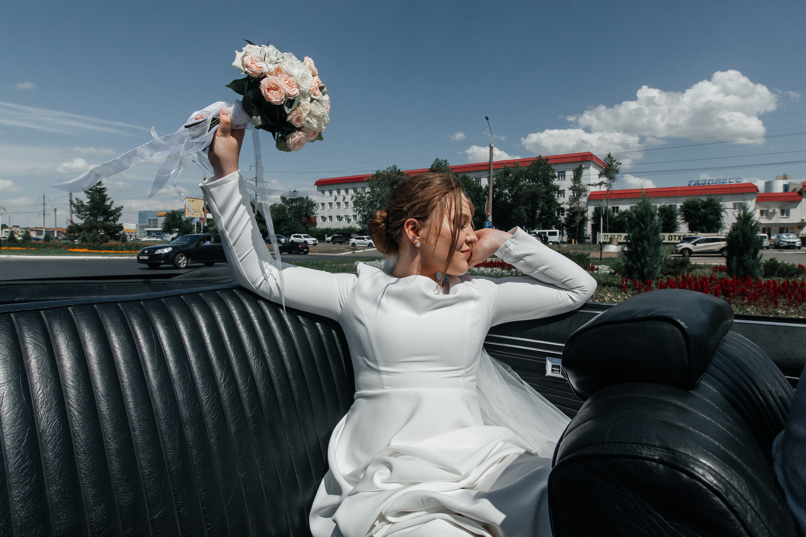 Александр и Анастасия — стильный банкет в Hilton. Свадебный фотограф в Оренбурге Илья Володьков