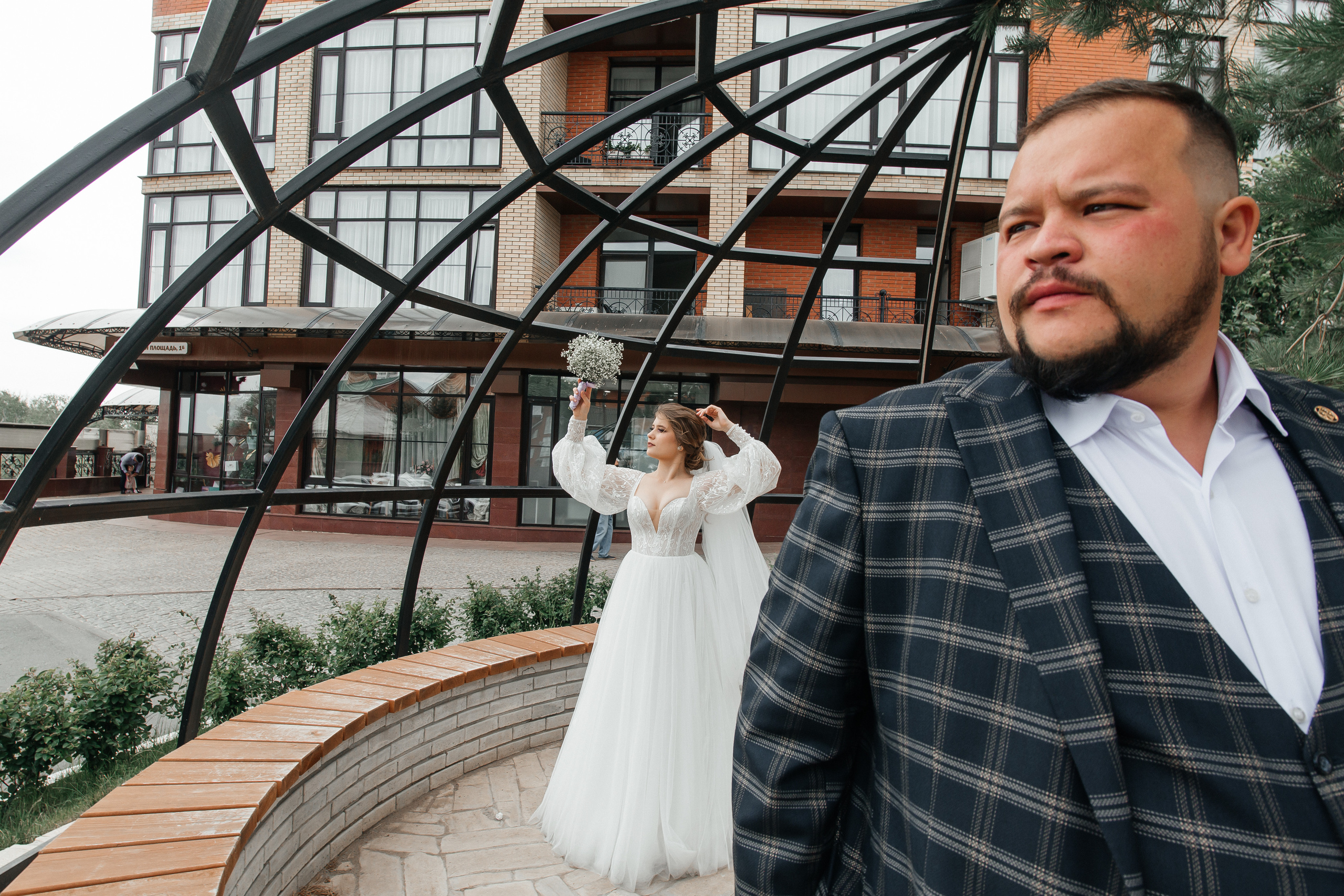 Максим и Екатерина — уютная свадьба в «Ладе». Свадебный фотограф в Оренбурге Илья Володьков