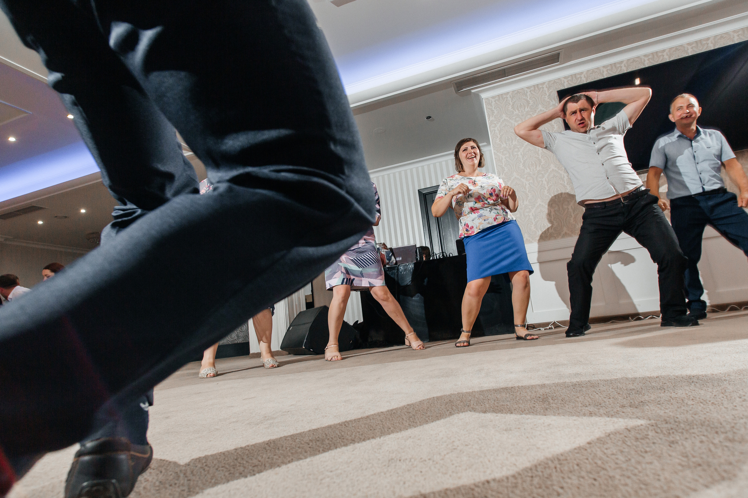 Максим и Екатерина — уютная свадьба в «Ладе». Свадебный фотограф в Оренбурге Илья Володьков