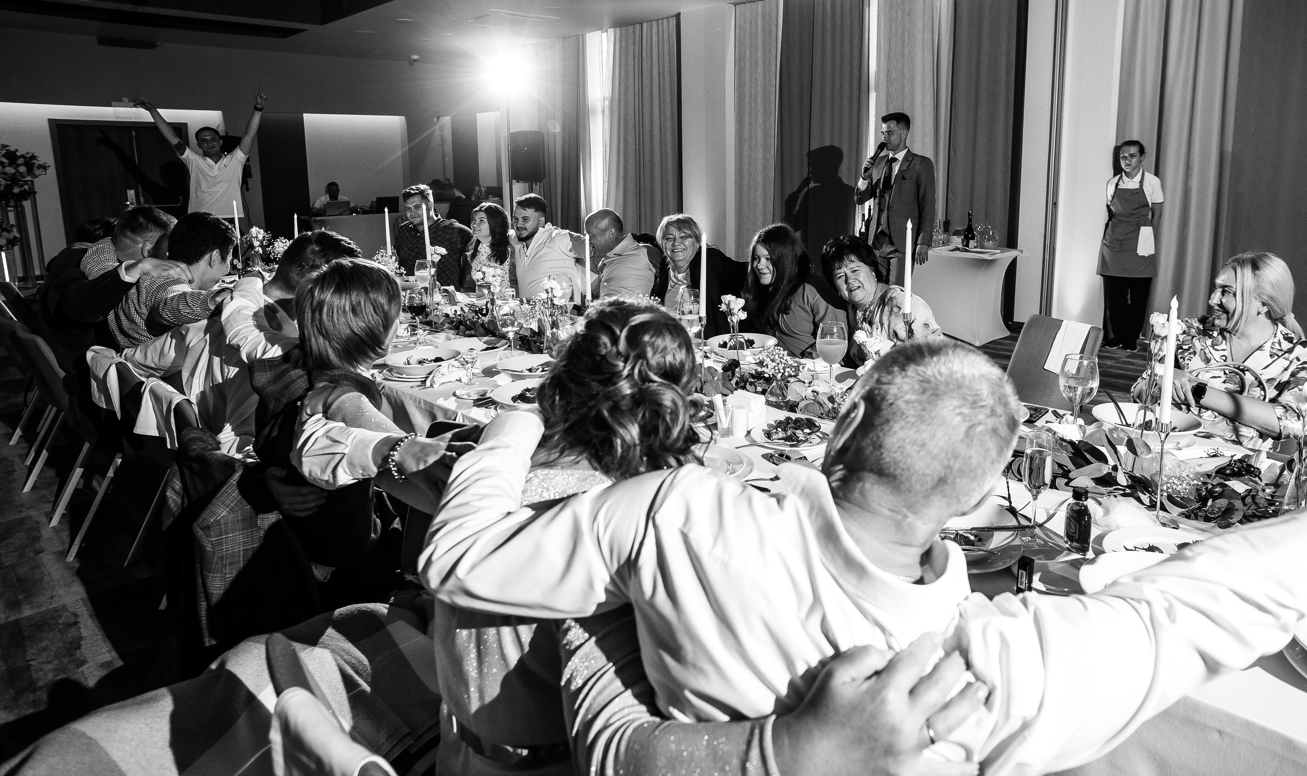 Александр и Анастасия — стильный банкет в Hilton. Свадебный фотограф в Оренбурге Илья Володьков