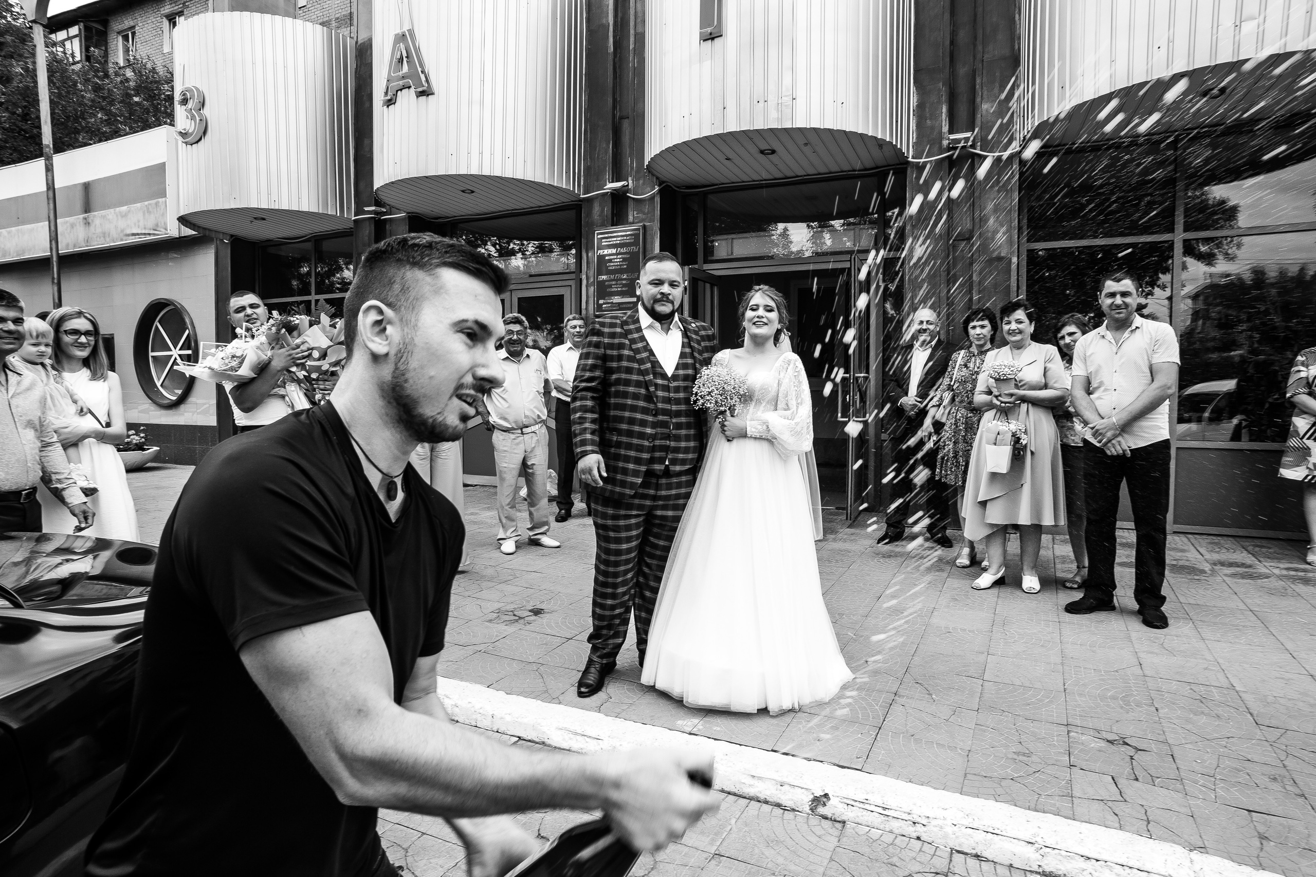 Максим и Екатерина — уютная свадьба в «Ладе». Свадебный фотограф в Оренбурге Илья Володьков