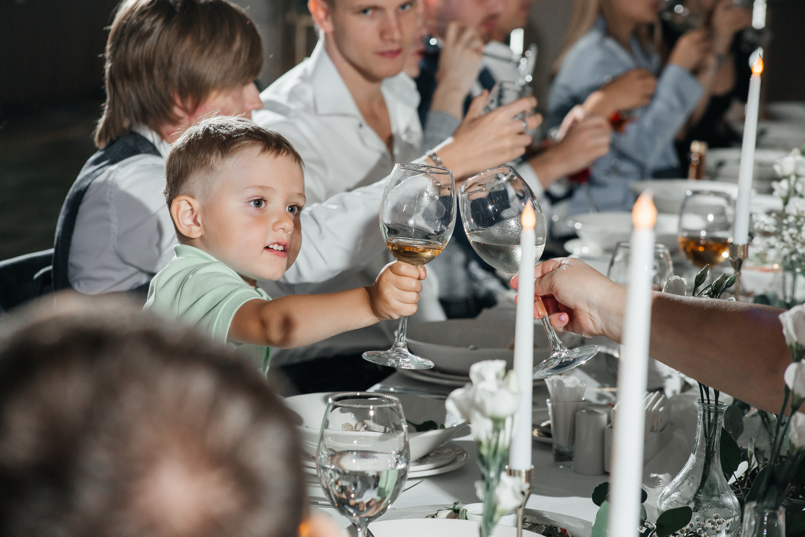 Александр и Анастасия — стильный банкет в Hilton. Свадебный фотограф в Оренбурге Илья Володьков