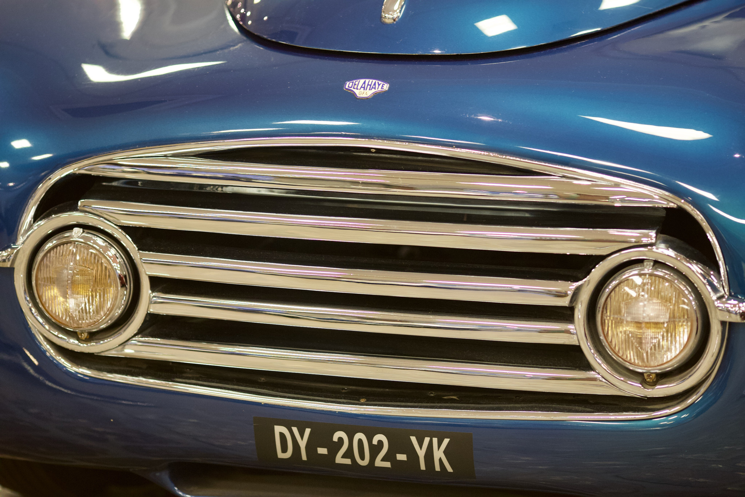 Музей Техники Вадима Задорожного. Школьные выпускные альбомы в Москве Марина Николаева