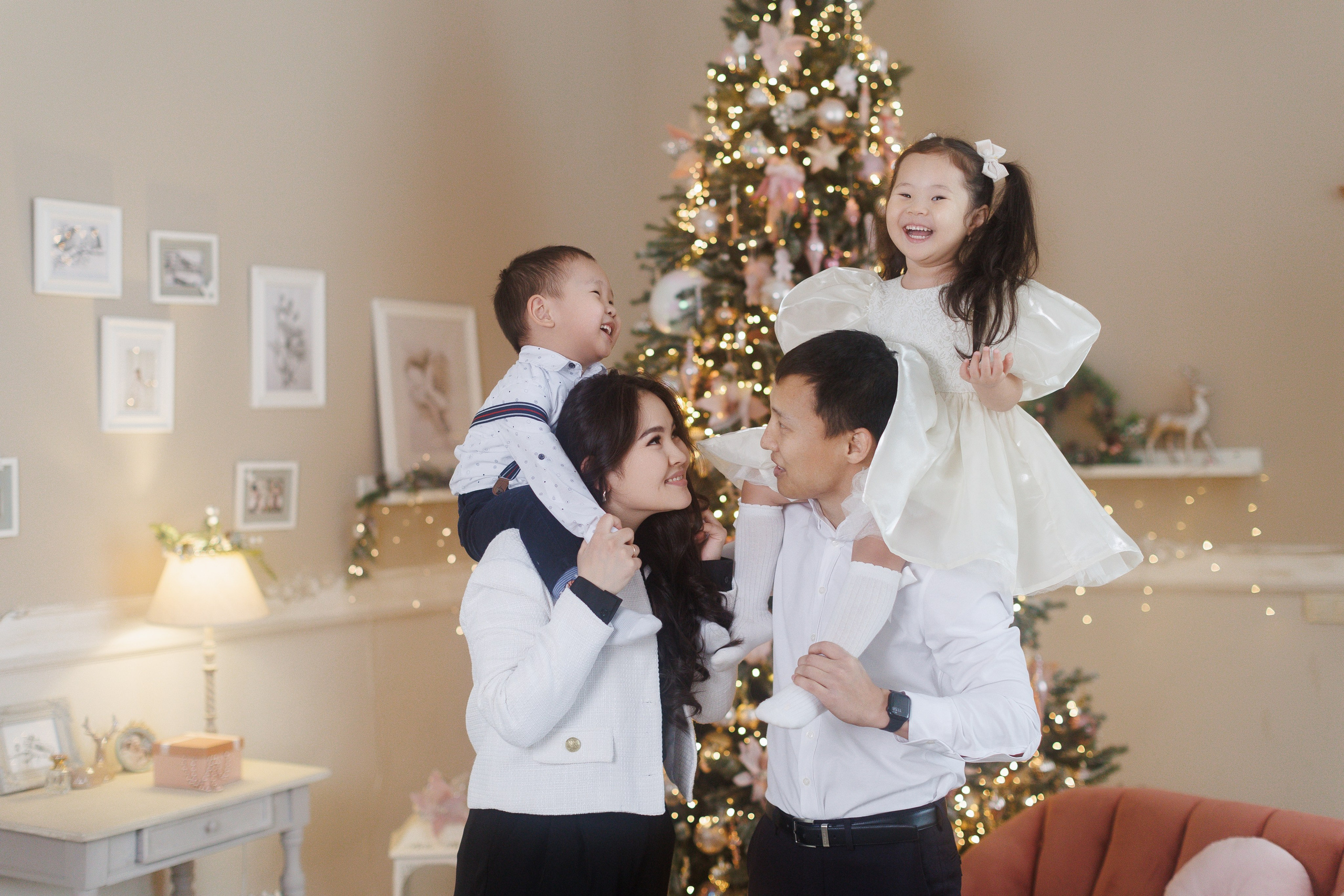 Новогодняя история одной семьи. Photograph Svetlana Volkova