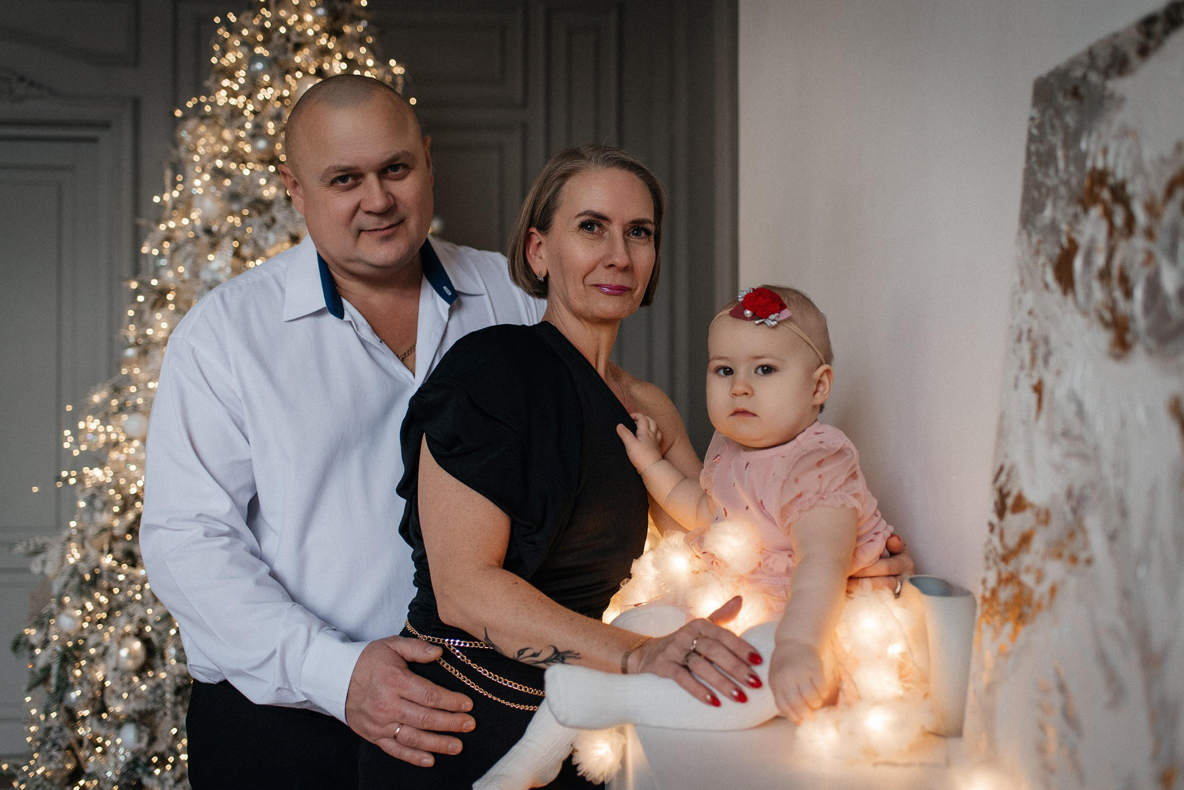 новогодняя семейная фотосессия в студии