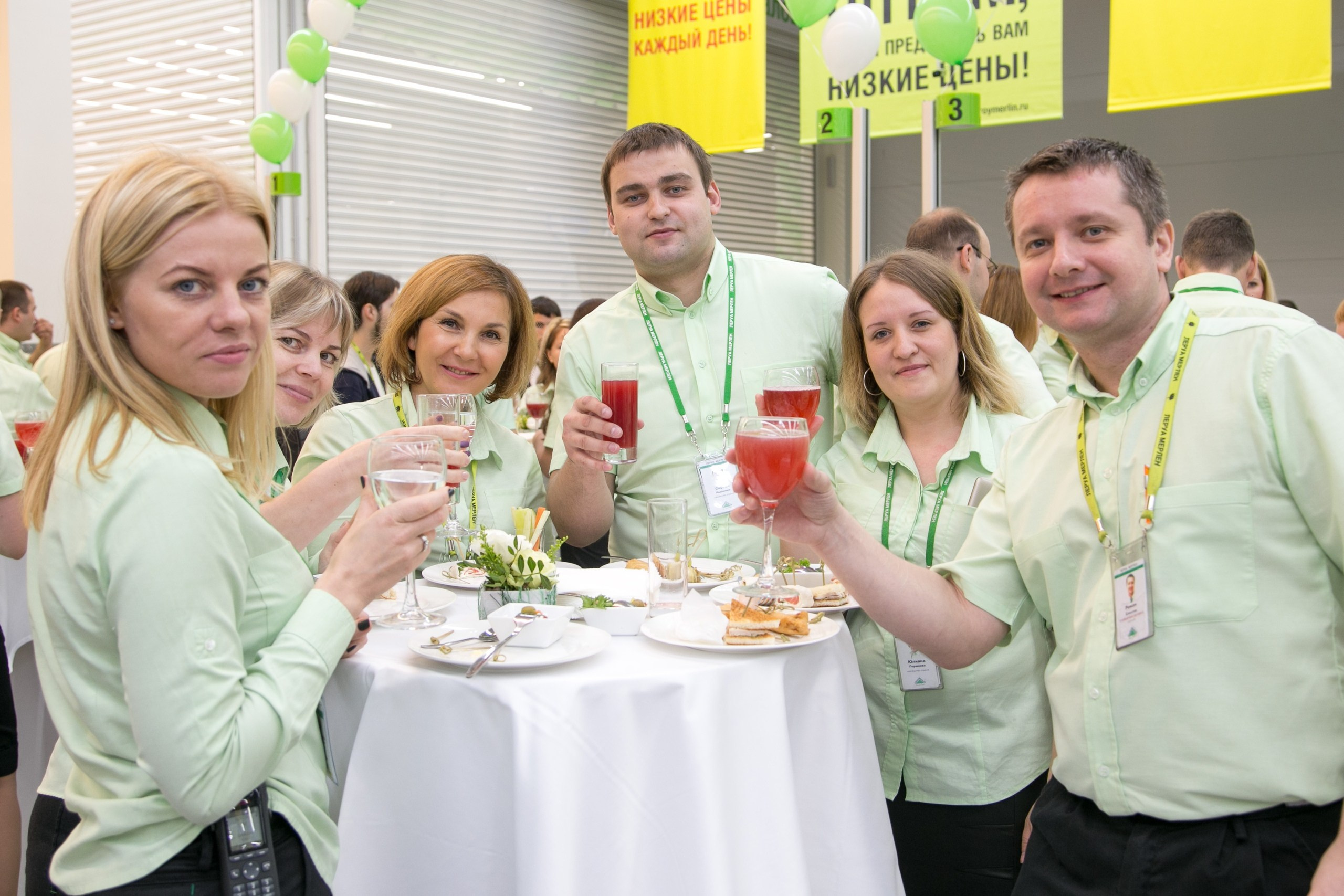 Репортажная фотосъемка открытия магазина в Санкт-Петербурге. Свадебный и Репортажный фотограф в Санкт-Петербурге