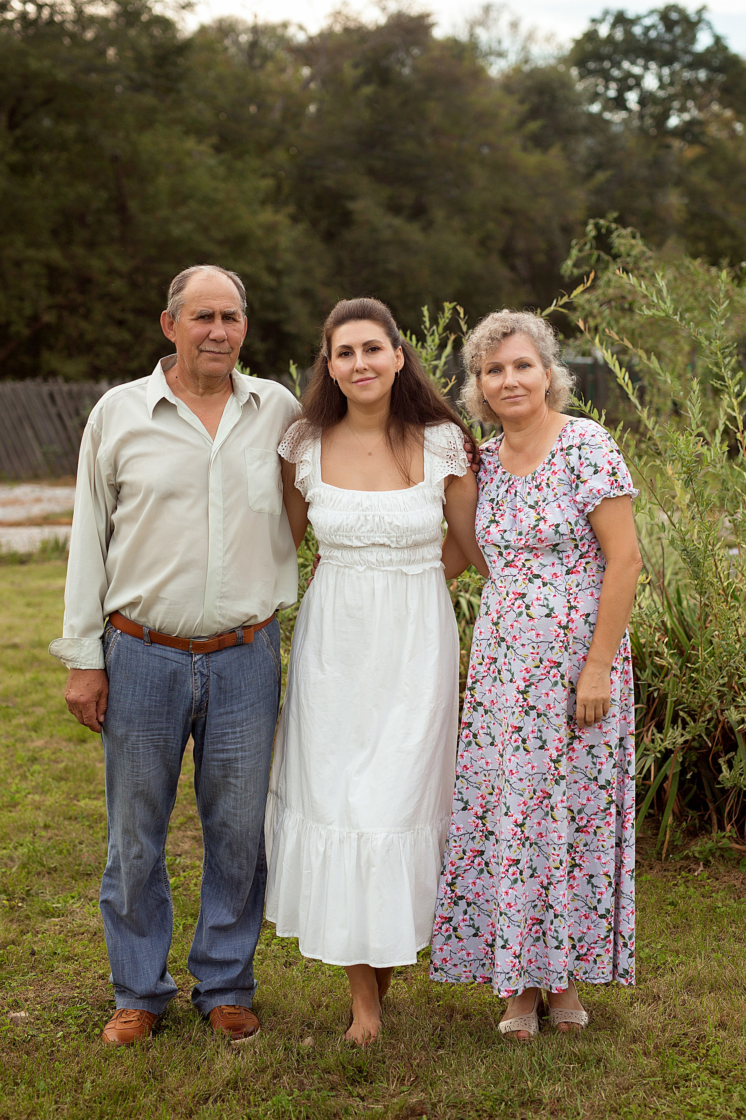 Евгений и Анастасия с родными. Людмила Далидович топовый семейный фотограф Находка/Владивосток