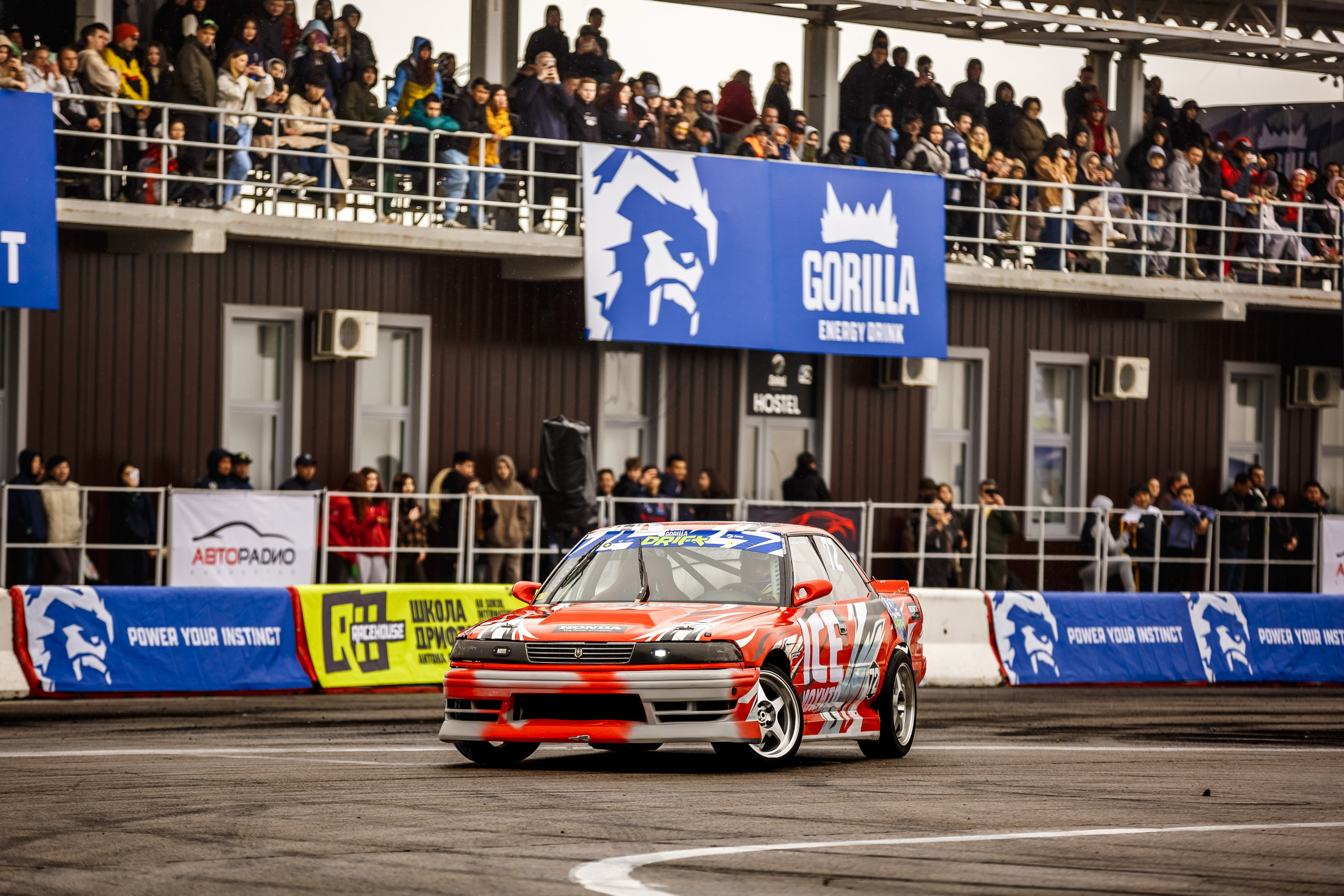 ВСЕ АЛЬБОМЫ ДОСТУПЕНЫ ПО ССЫЛКЕ https://gorillaenergymedia.com/19-04-2026-gorilla-drift-round-1-album-1-nw26qc. Gorillaenergymedia