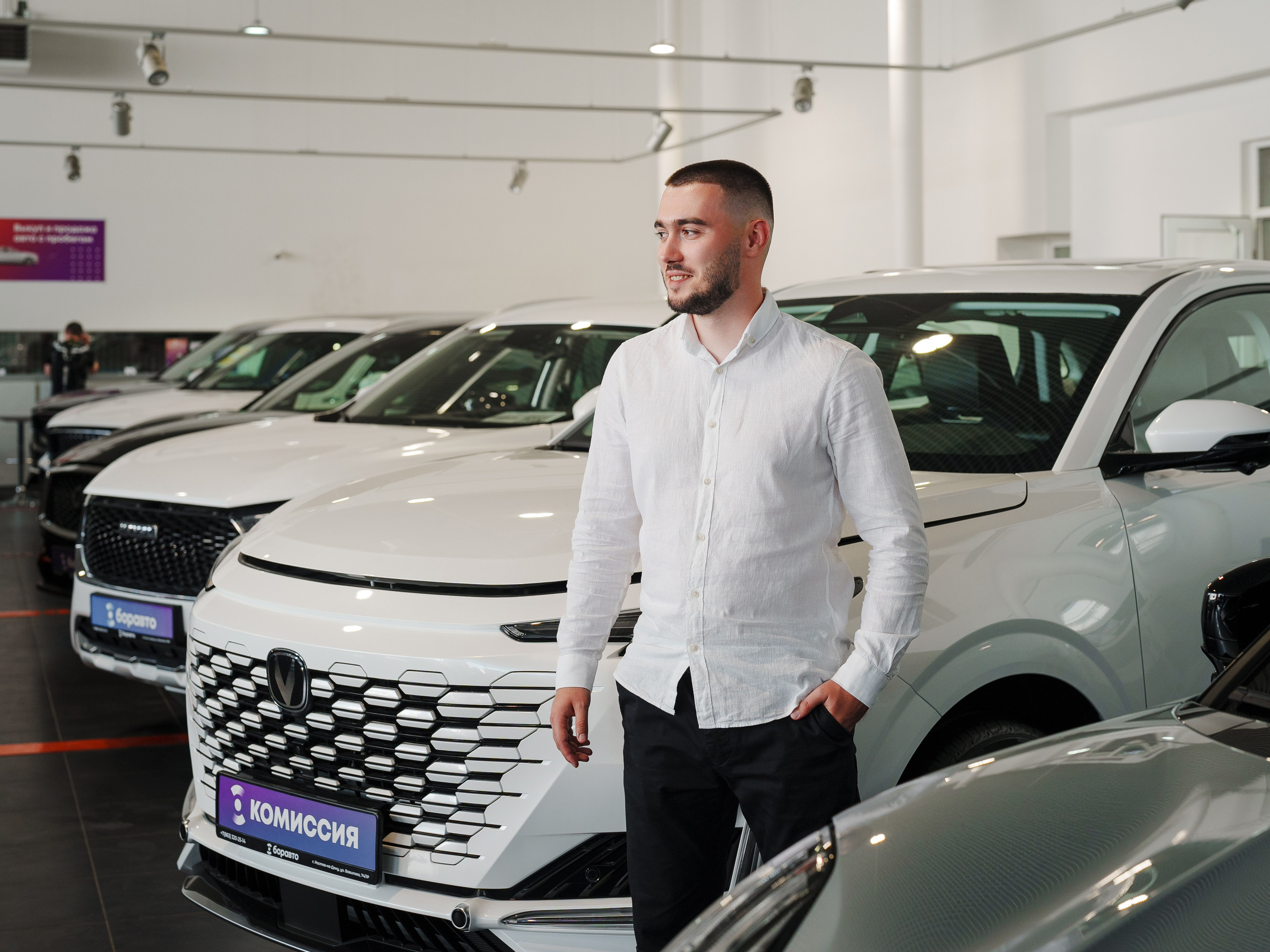 Автосалон «Боравто». Фотограф Олег Сотник