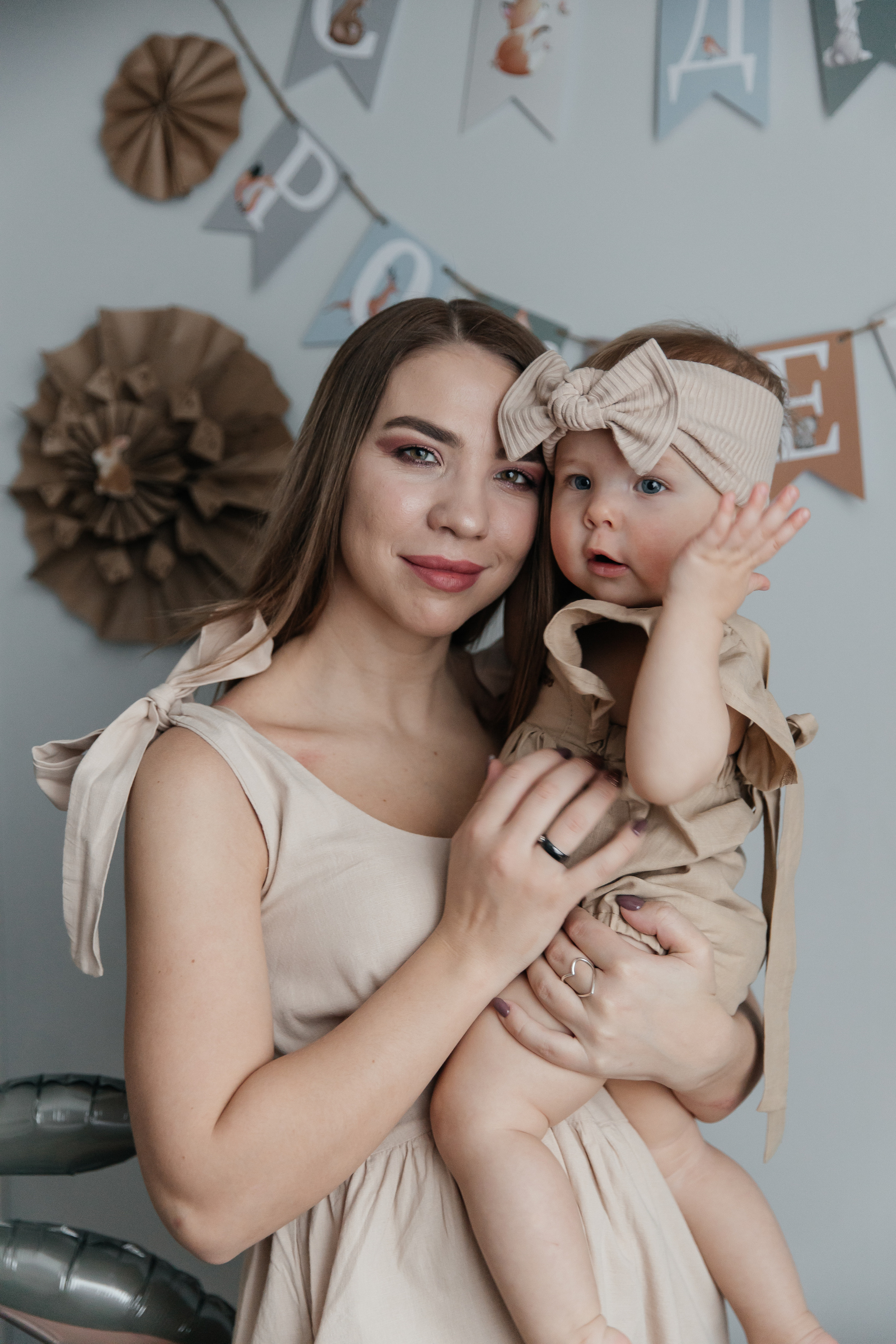 Первый день рождения Дариши. Семейный фотограф Москва