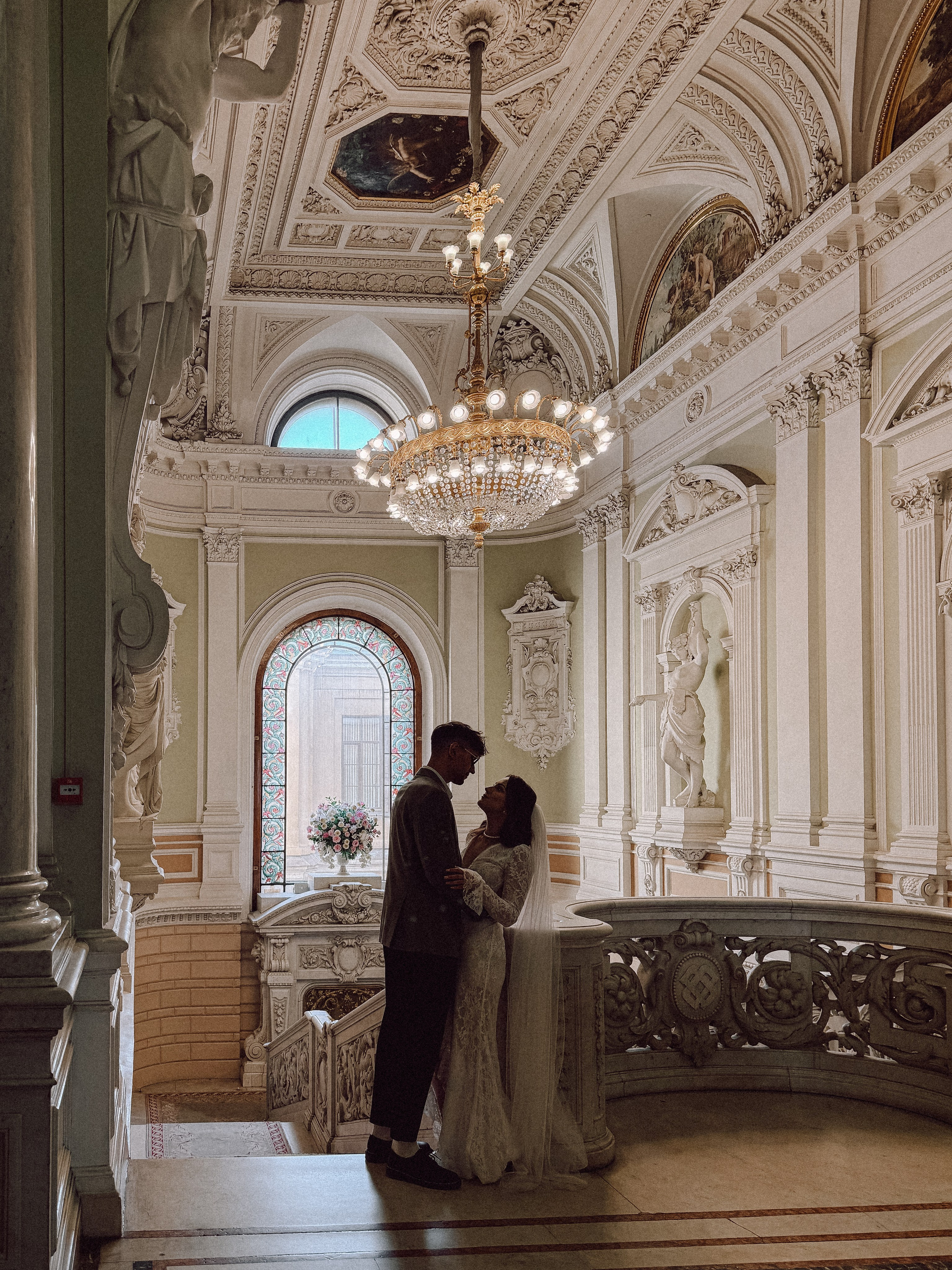 ФОТО НА ТЕЛЕФОН ВО ВРЕМЯ БРАКОСОЧЕТАНИЯ В ПЕРВОМ ДВОРЦЕ И ПРОГУЛКИ. Профессиональный фотограф, Санкт-Петербург — Виктория Богомолова