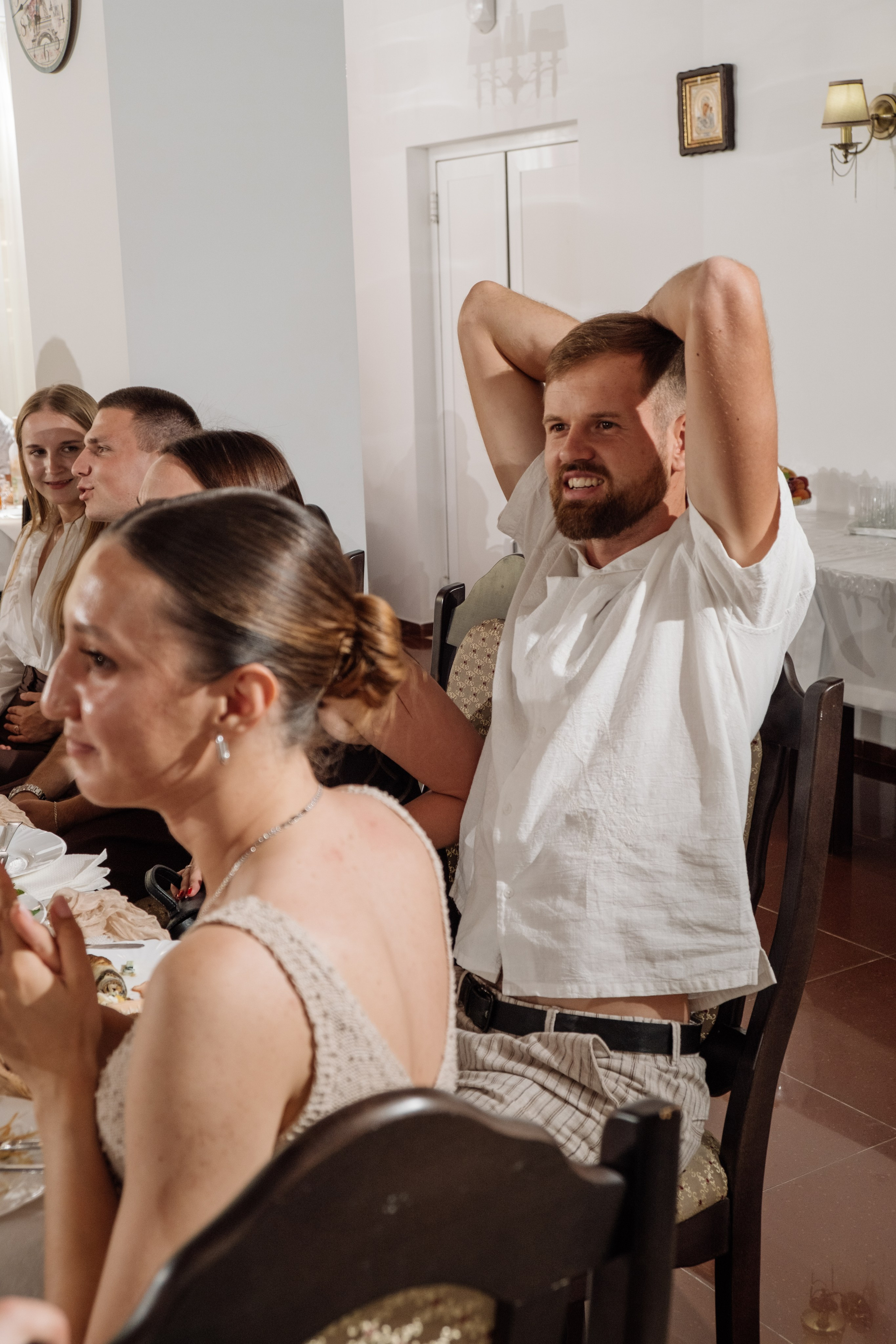 Свадебный ретопртаж. Профессиональная фотосъемка в Крыму. Натуральные эмоции и живые кадры. Забронируйте дату прямо сейчас!