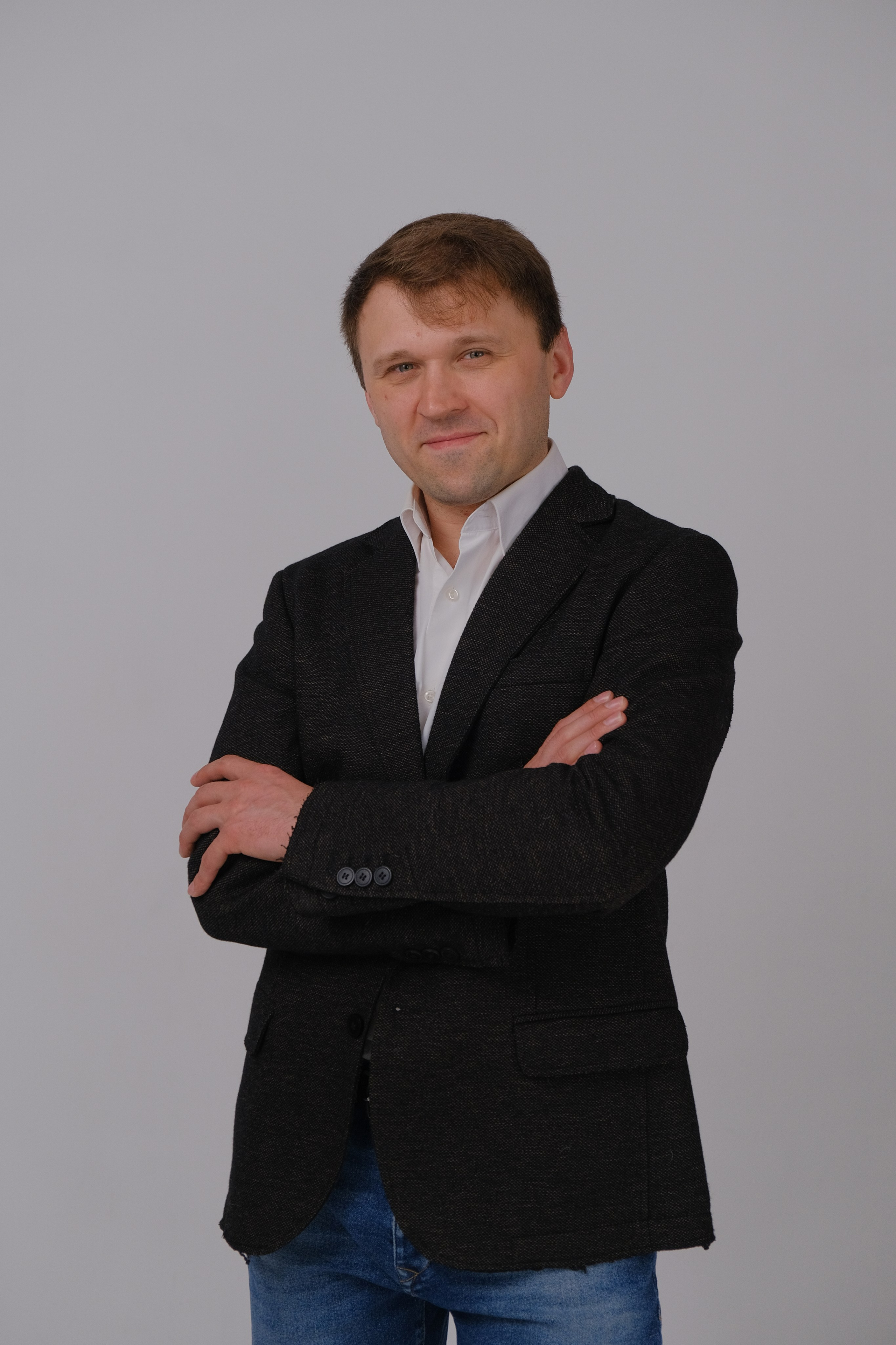 Бизнес портрет, контент-фотограф. Профессиональная фотосъемка в Крыму. Натуральные эмоции и живые кадры. Забронируйте дату прямо сейчас!