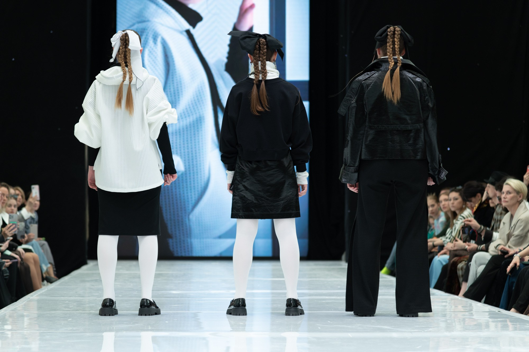 DEVUSI / 23. Sakunov Photo