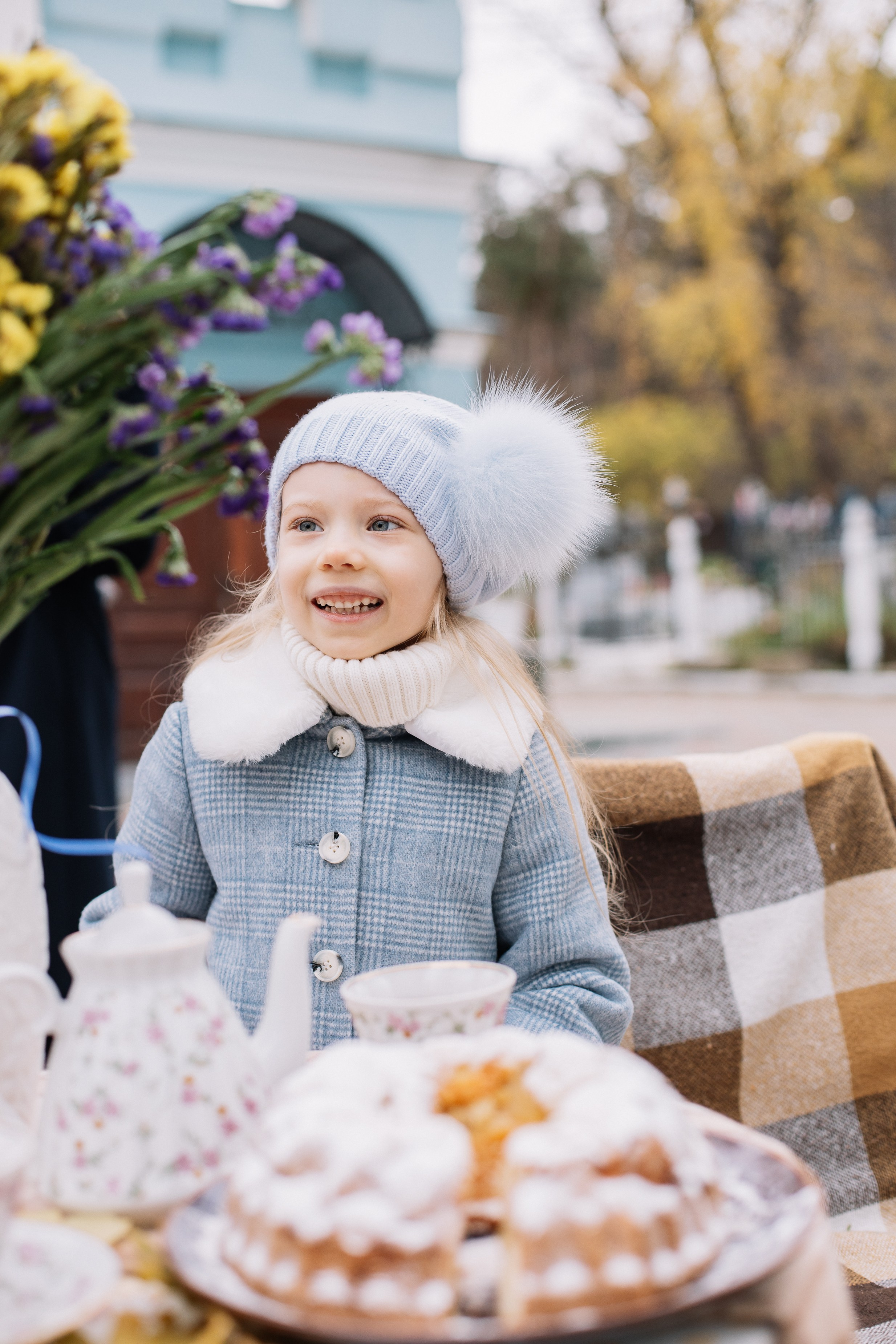 Покров в храме Иоанна Предтечи. Семейный фотограф Трусова Евгения в Екатеринбурге