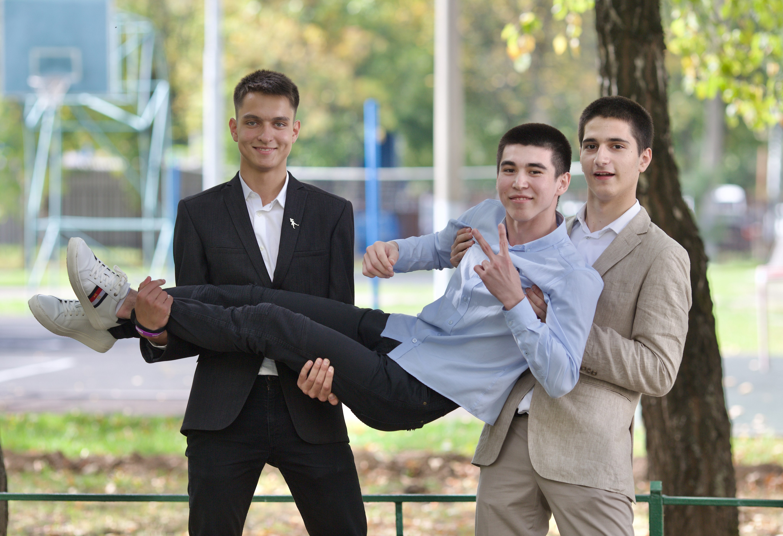 9/11 класс. Групповые фото. Школьные выпускные альбомы в Москве Марина Николаева