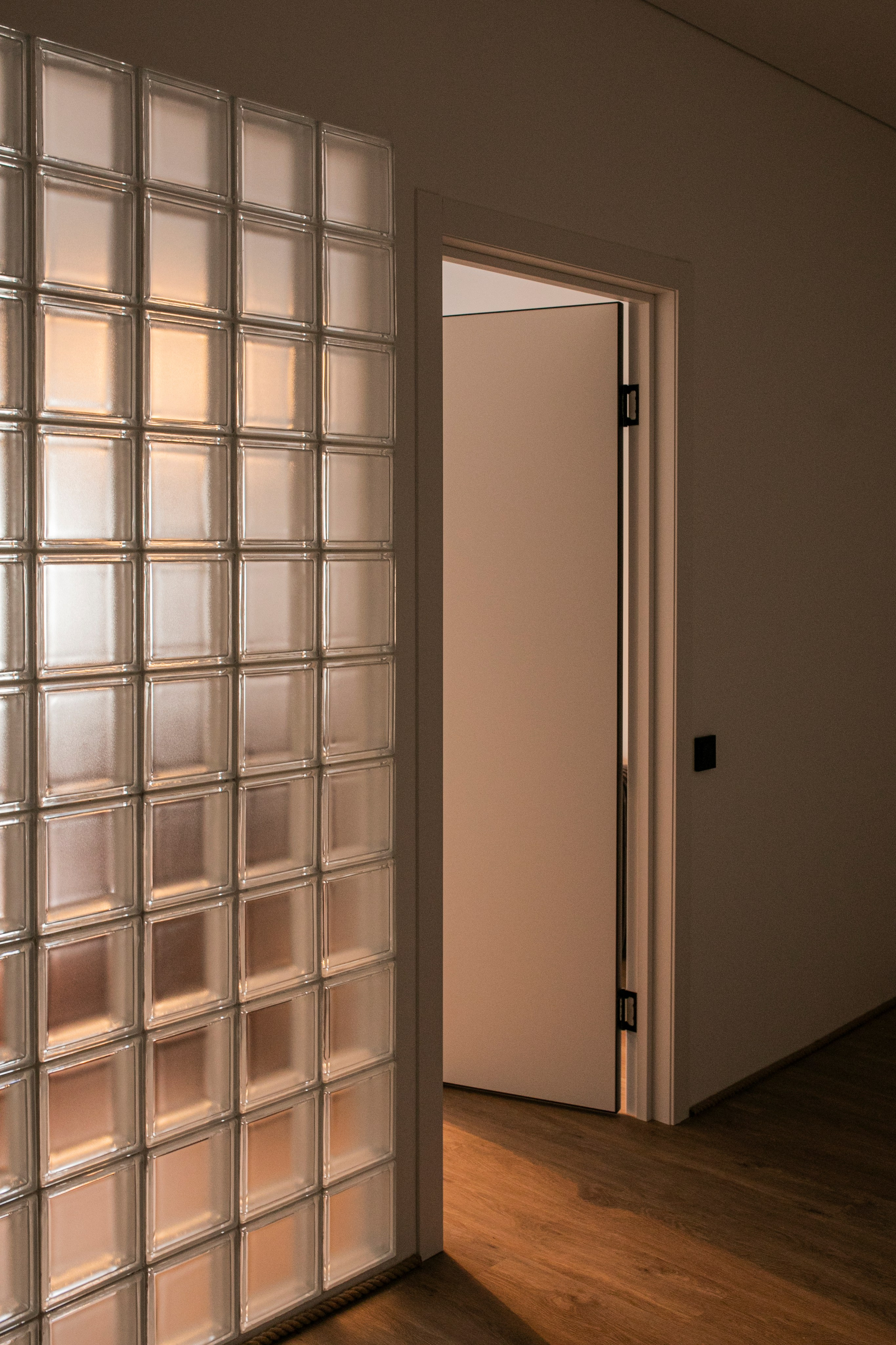 Суворовская 33. Ольга Пилант. АРТ, бэкстейдж, свадебная и семейная фотография, городской портрет, интерьерная фотография