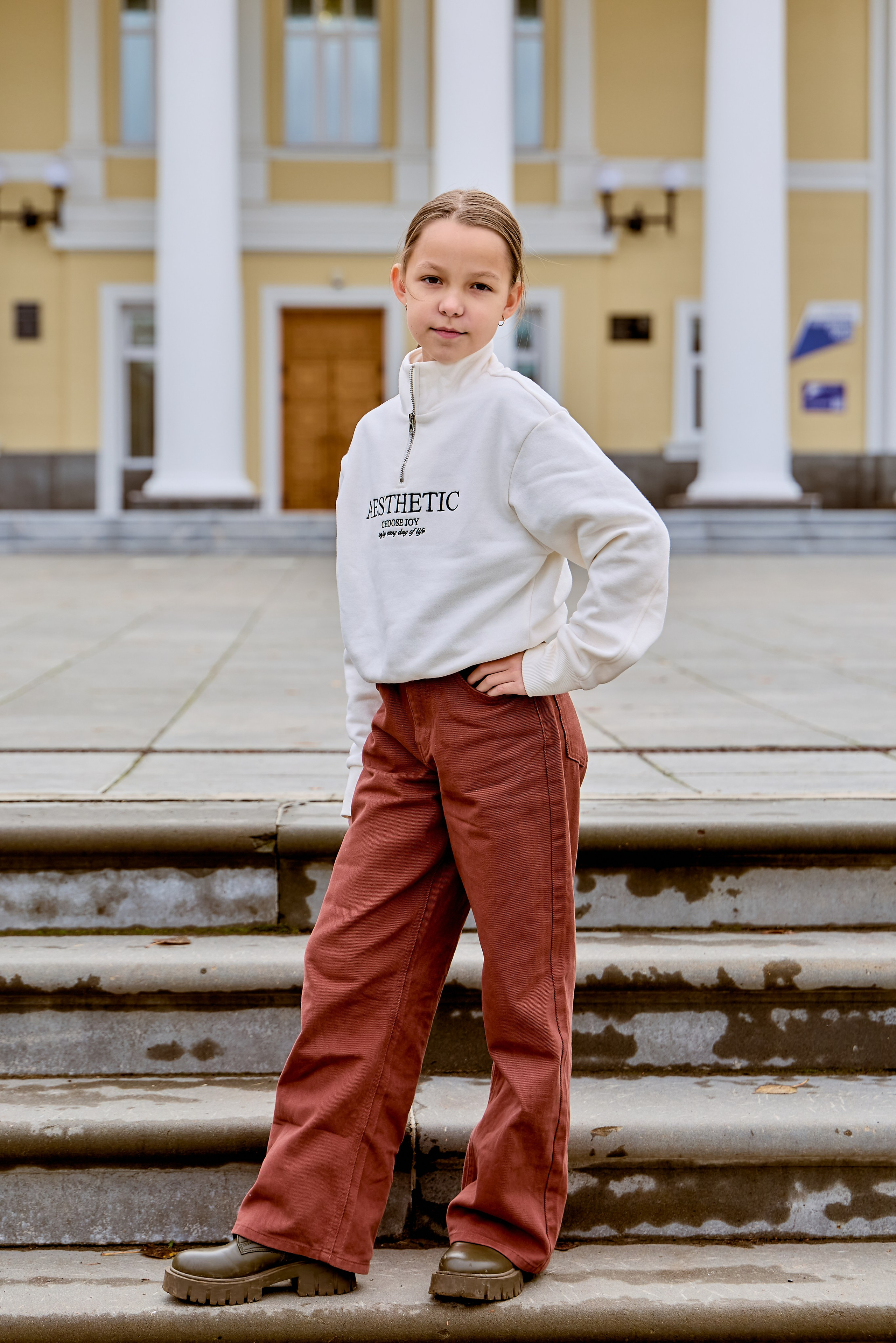 Фотосессия в городском парке для школьников на последний звонок или выпускной