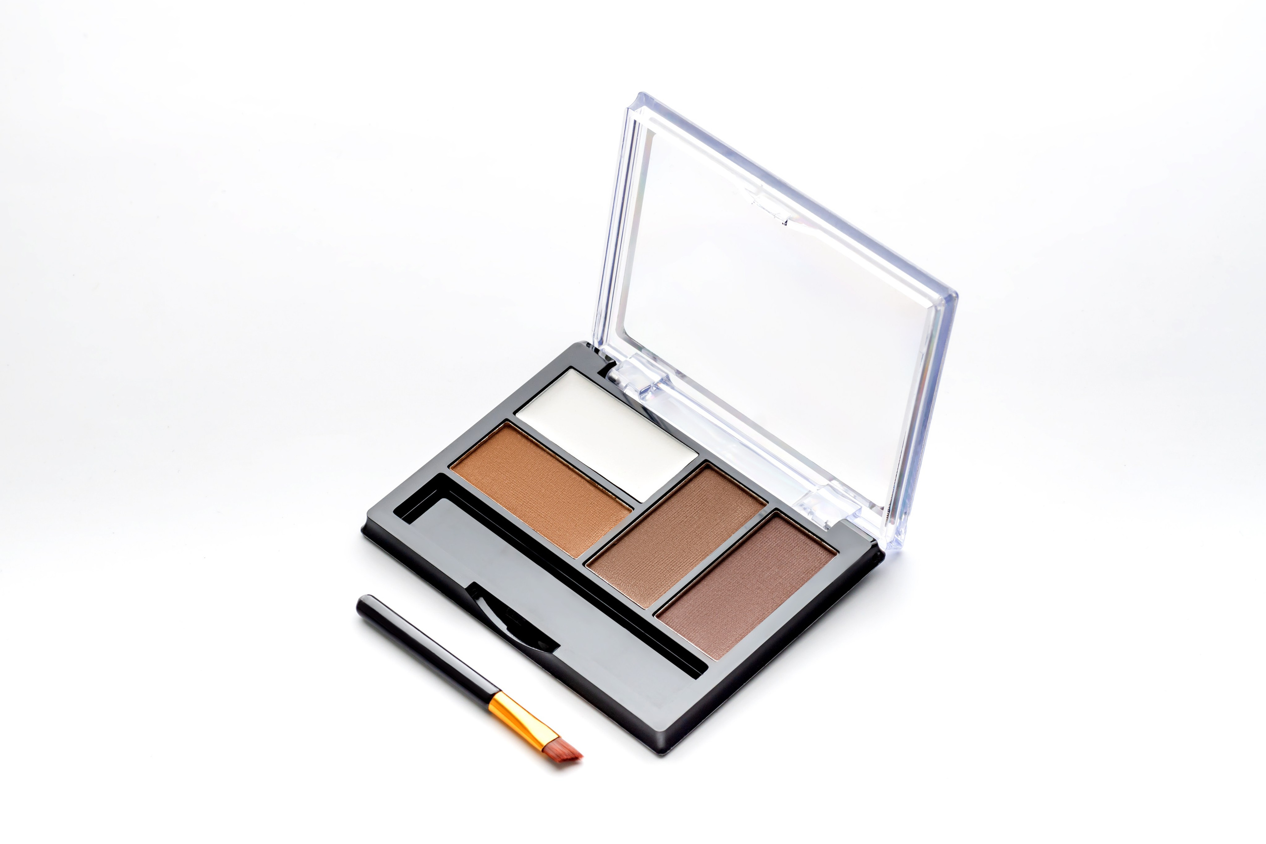 Тени для век и бровей. Предметная фотосъемка в г. Москва PREDMETKASTUDIO