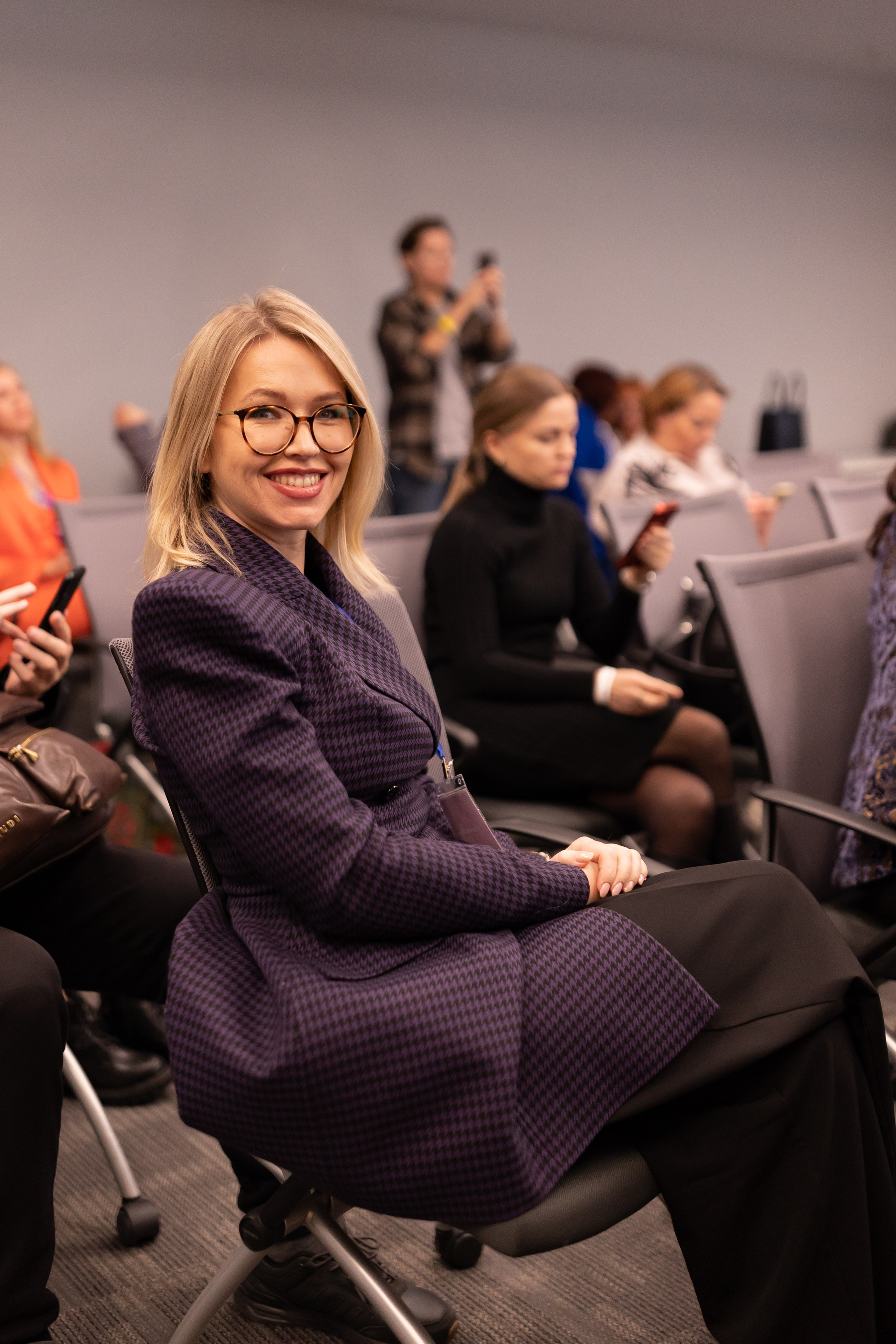 Только суть ЛИДЕР (Сколково). Сказочный фотограф для Вас и Вашей семьи