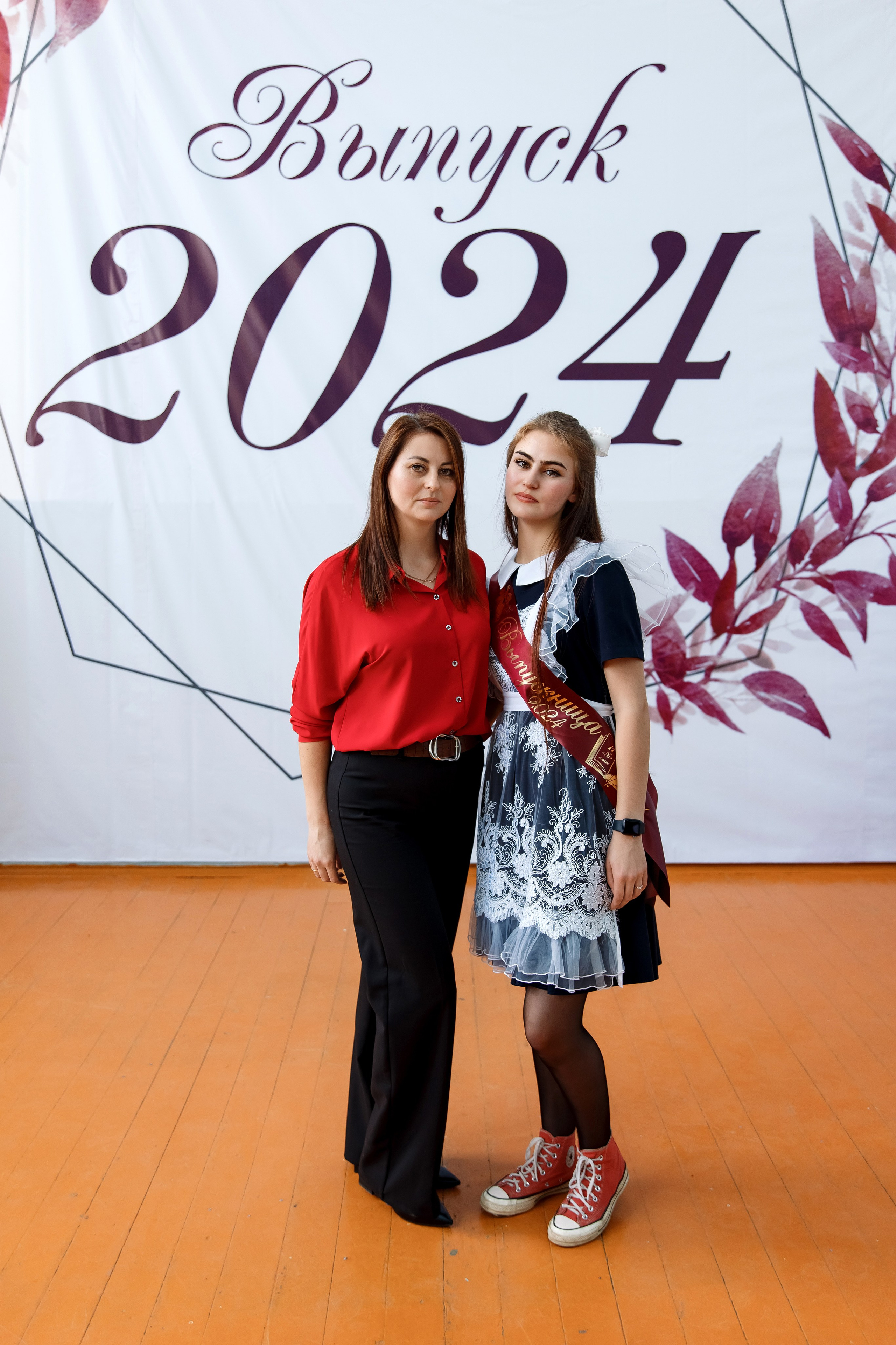 11 класс Последний звонок. Фотограф Любовь Корниенко, Примоский край