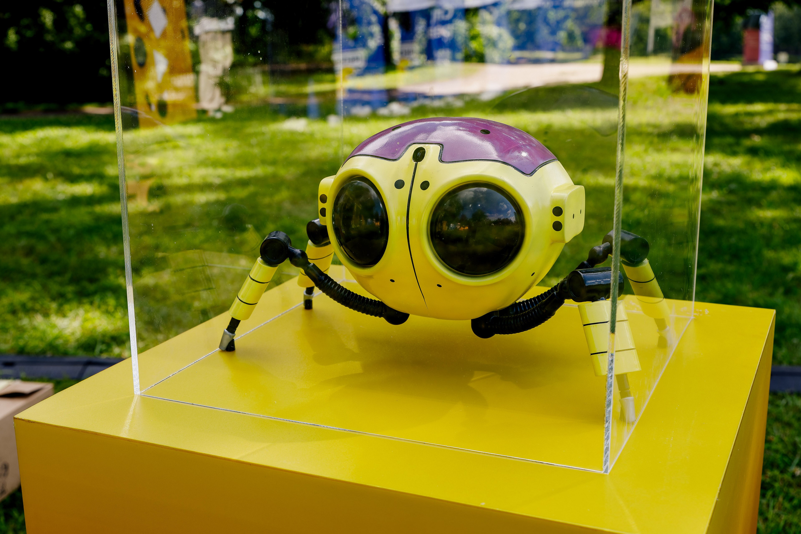 Фоторепортаж: стенд Яндекс Образования на ITMO Family Day 2024. Репортажный фотограф Москва Сергей Мирошников