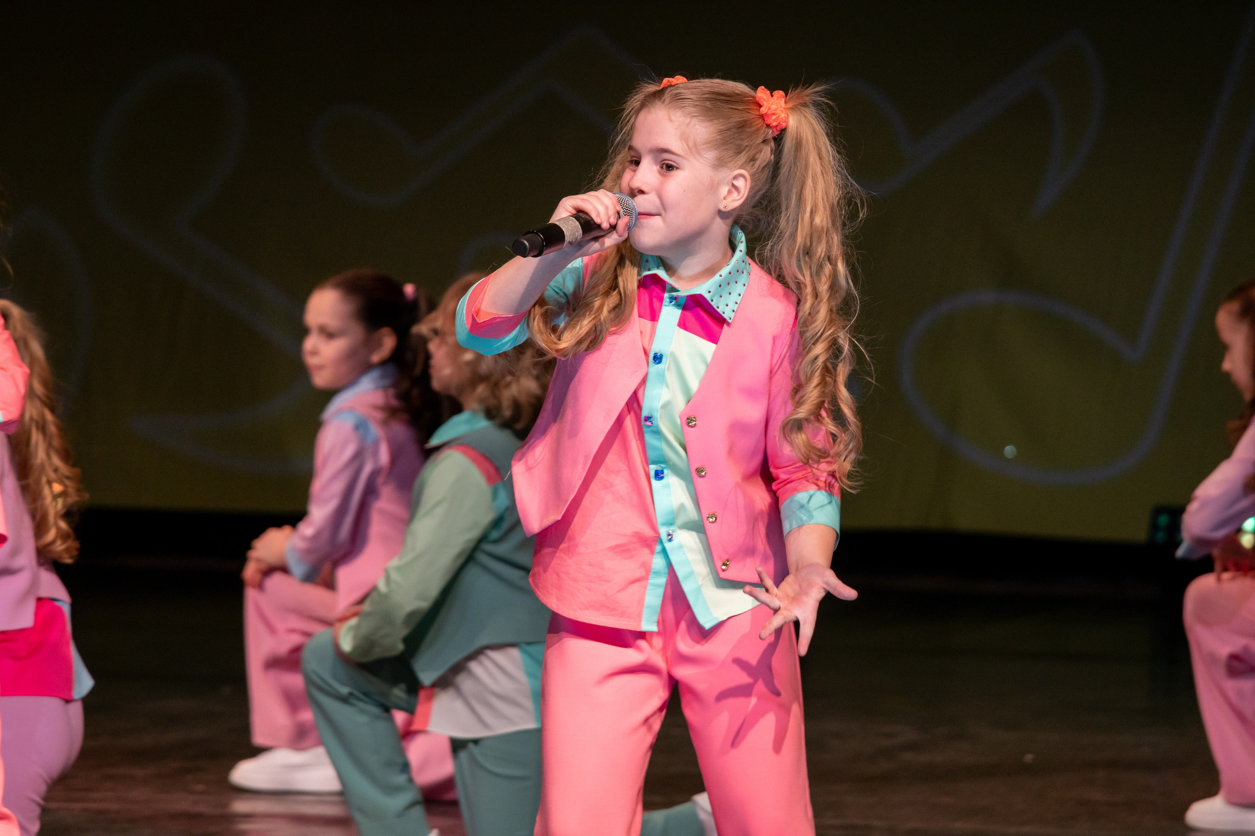 Съёмка концерта для Домисольки, большой концертный зал Космос. «Студия DRONAVT`s» — видеосъёмка и фотография г. Москва