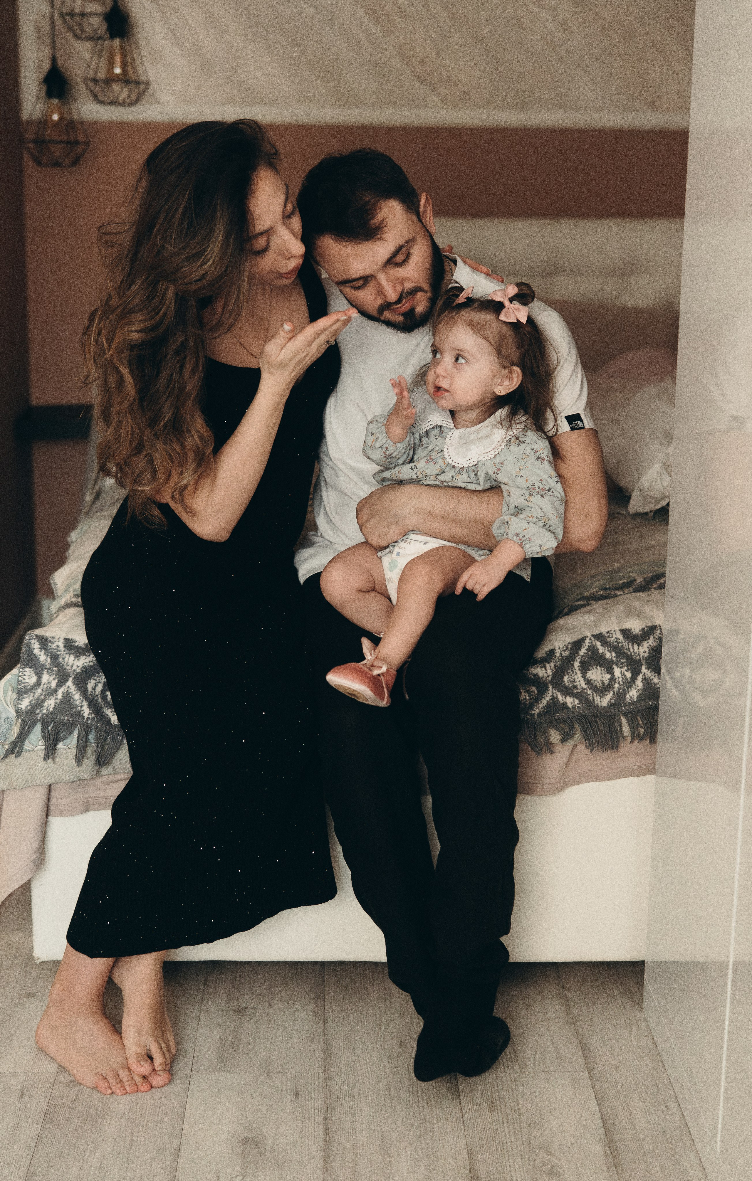 Домашняя фотосессия Годик. Семейный, ньюборн фотограф, фотограф на роды в Москве, Виктория Тюльдюкова