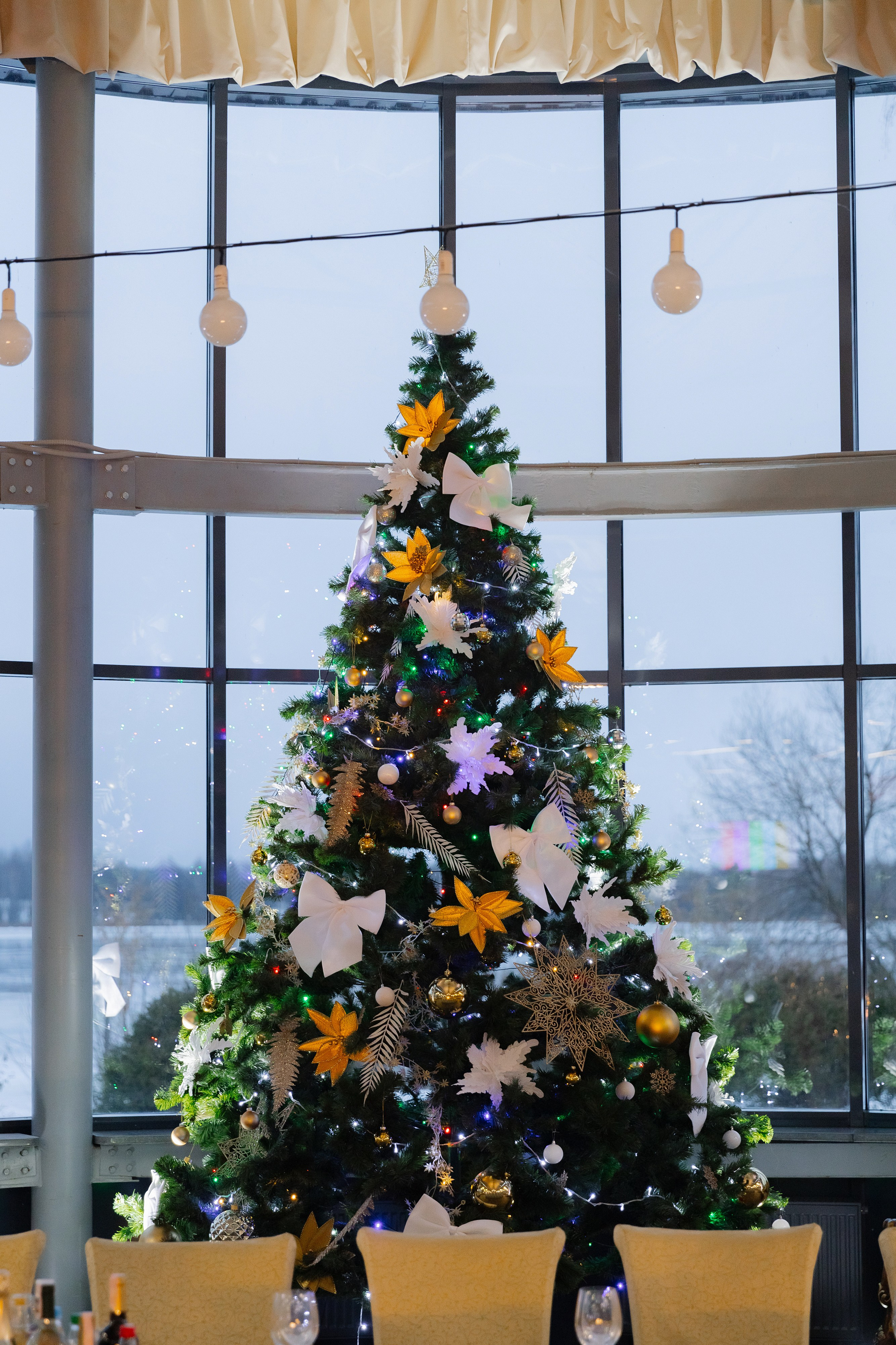 Корпоративная новогодняя фотосъемка для BELARUSBANK в Ресторане «Урарту». Свадебный фотограф в Минске/Беларуси Сергей Спиридонов