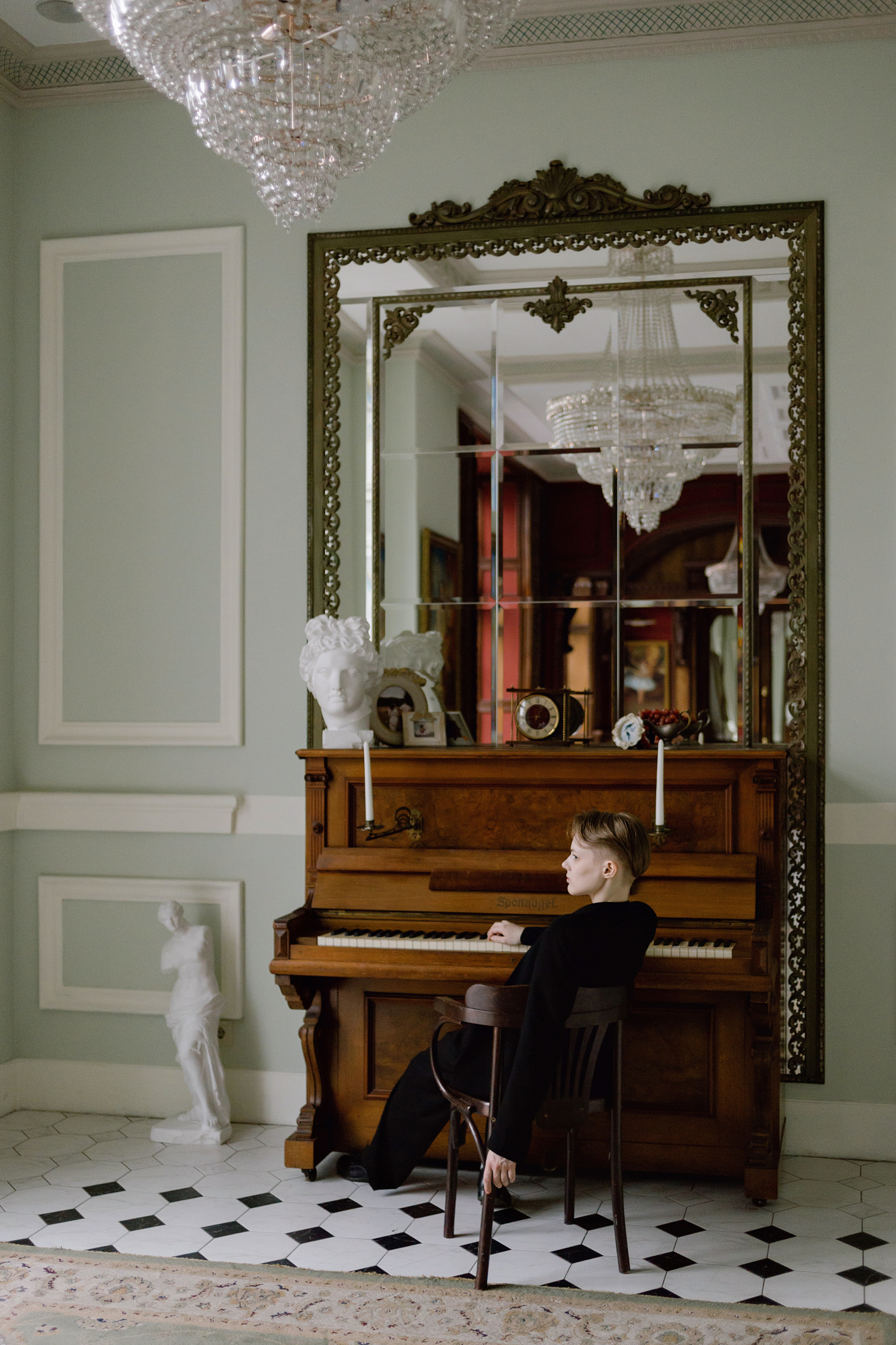 Съемка для писателя и театрального критика. Фотограф в Санкт-Петербурге Вера Сивенкова