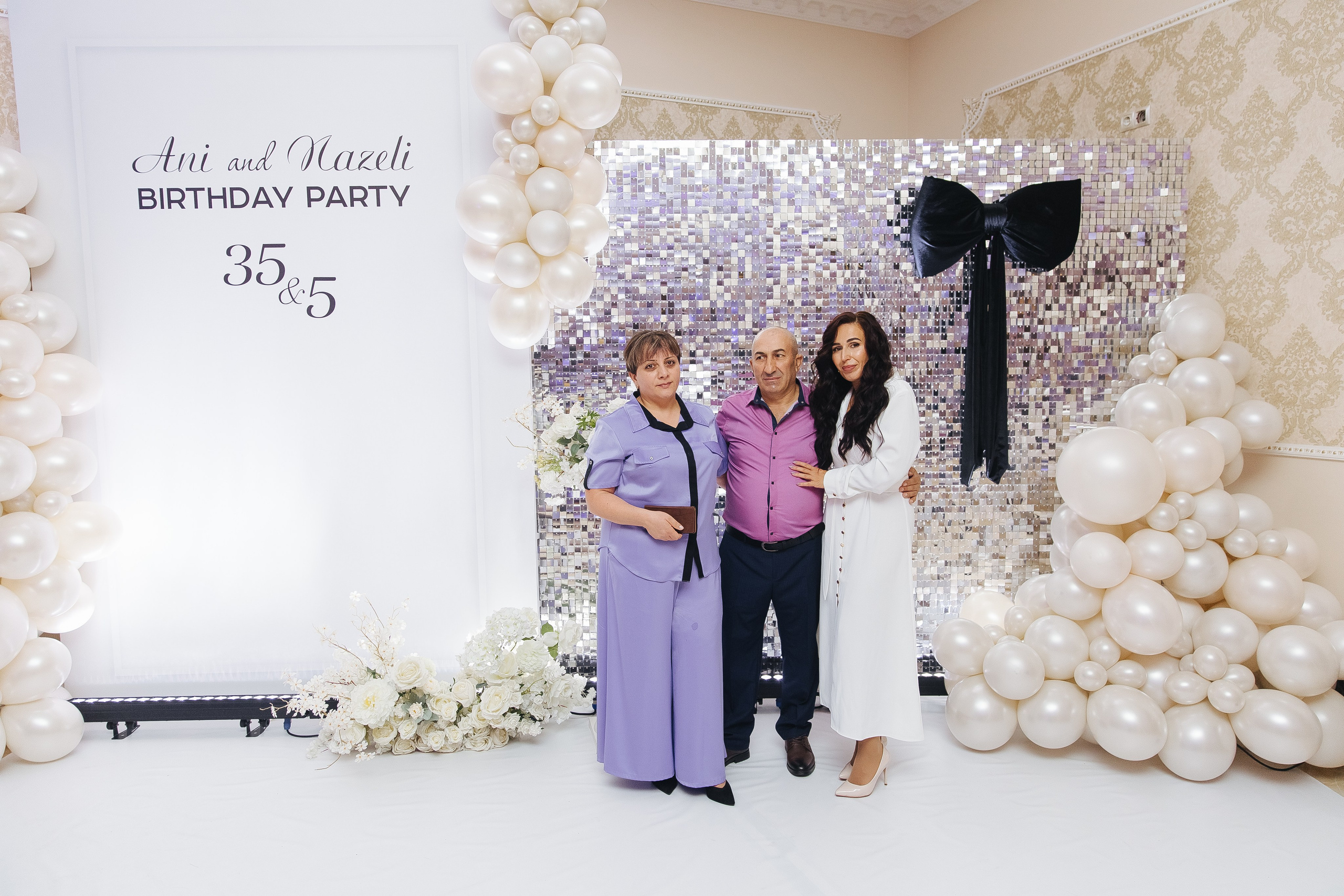 Ани и Назели. 35&5 День рождения, «Янтарь». Фотограф в Красноярске Надежда Воскресенская