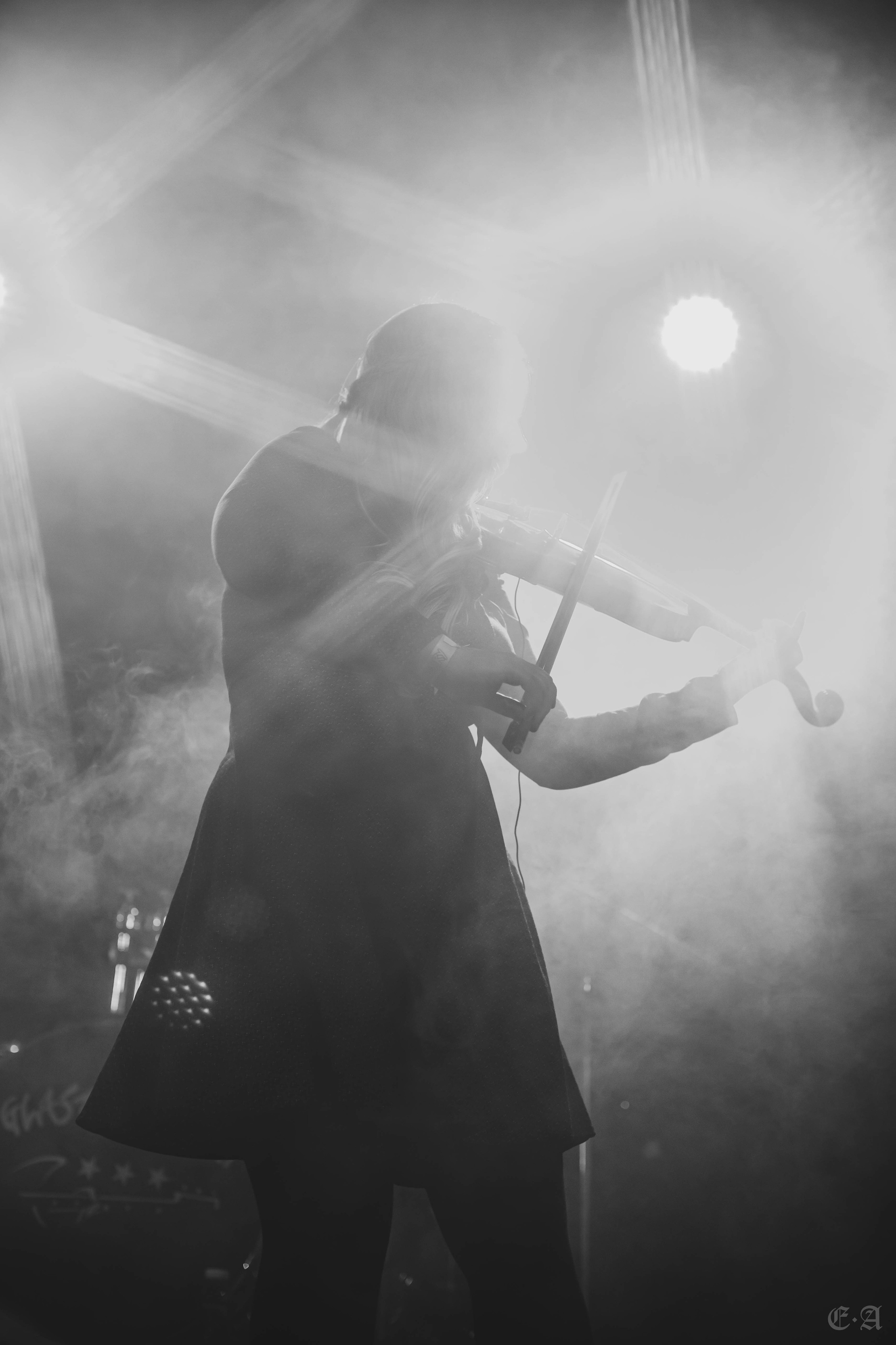 Сны Саламандры на фестивале «Йоль». Фотограф Ellairen