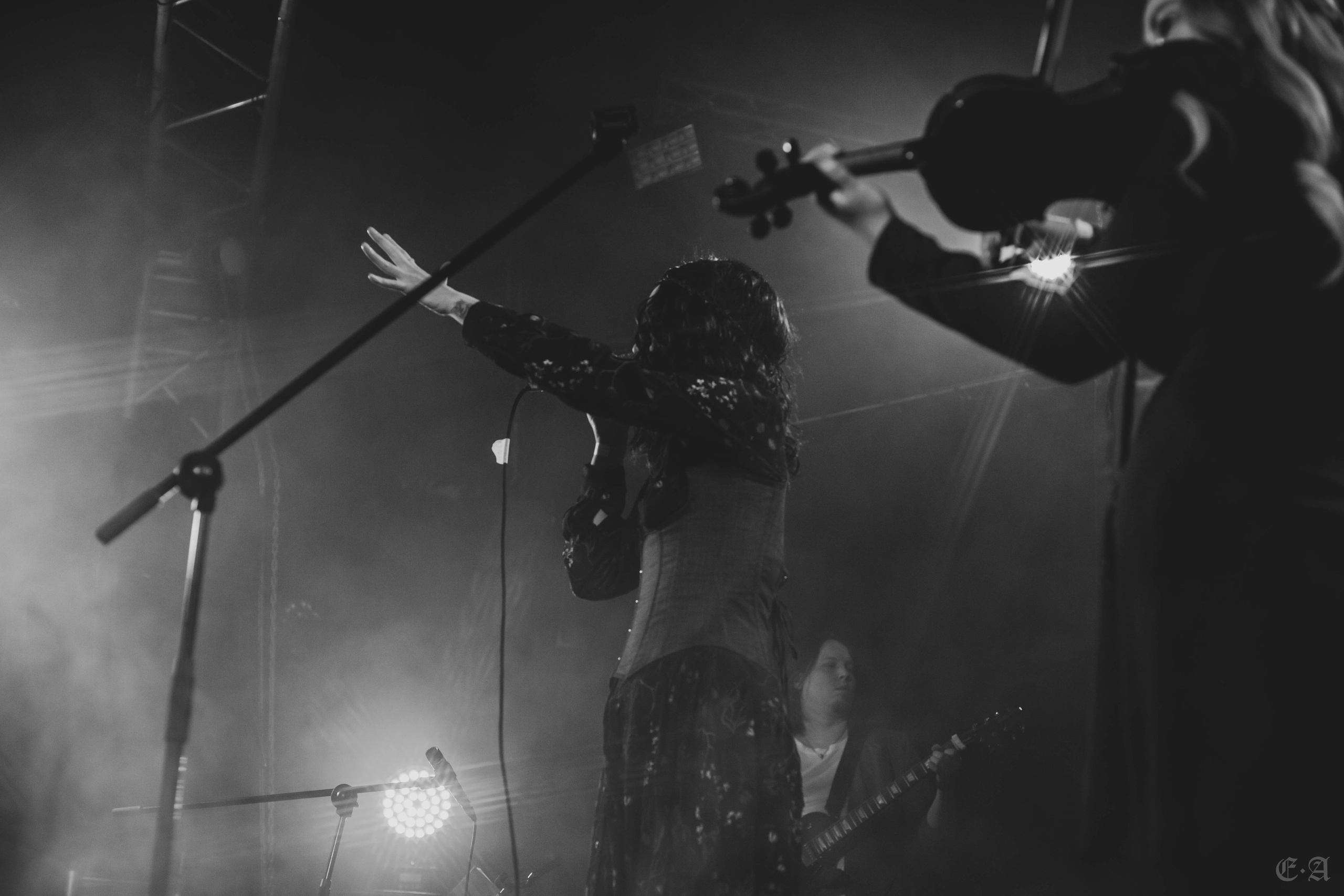 Сны Саламандры на фестивале «Йоль». Фотограф Ellairen