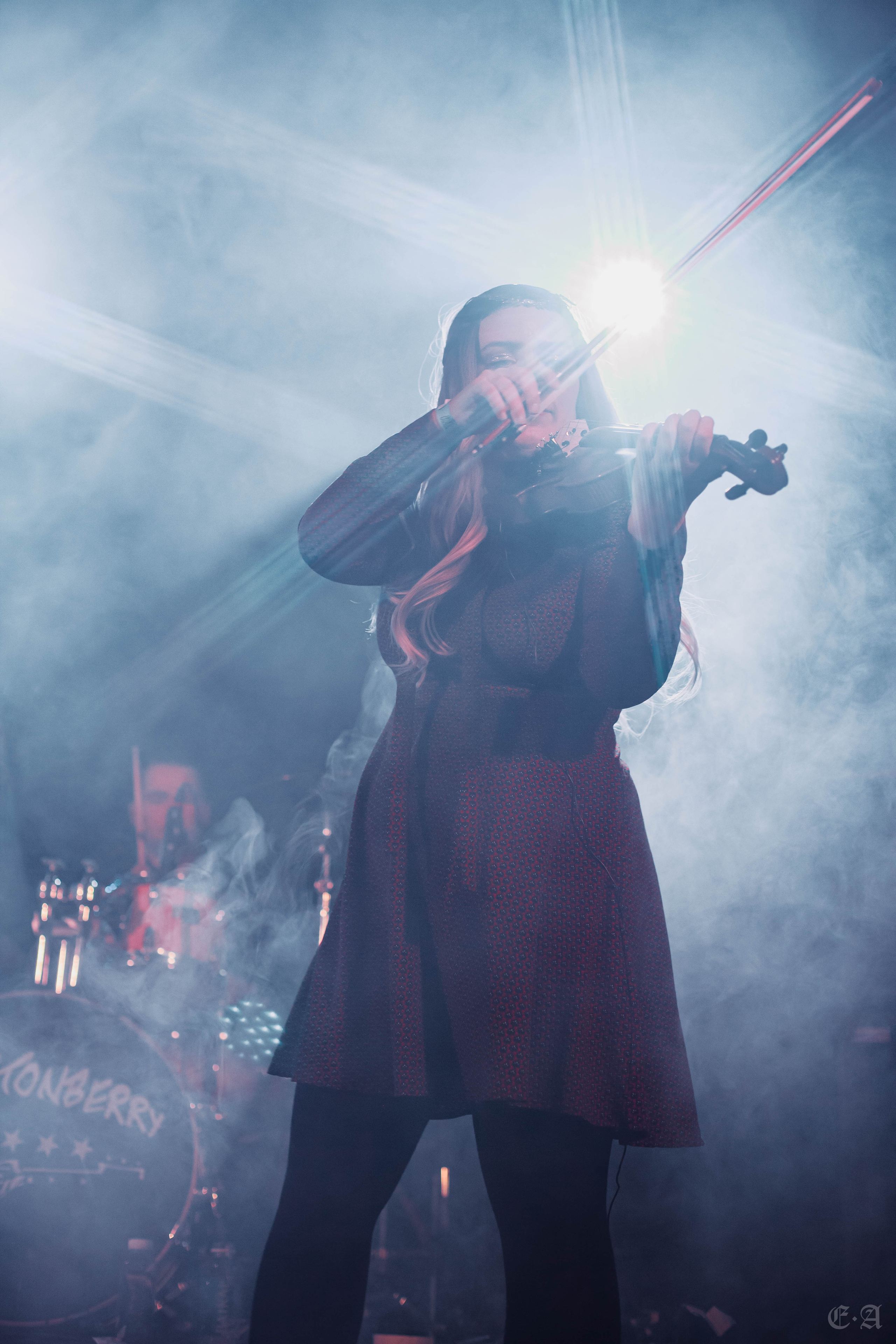 Сны Саламандры на фестивале «Йоль». Фотограф Ellairen