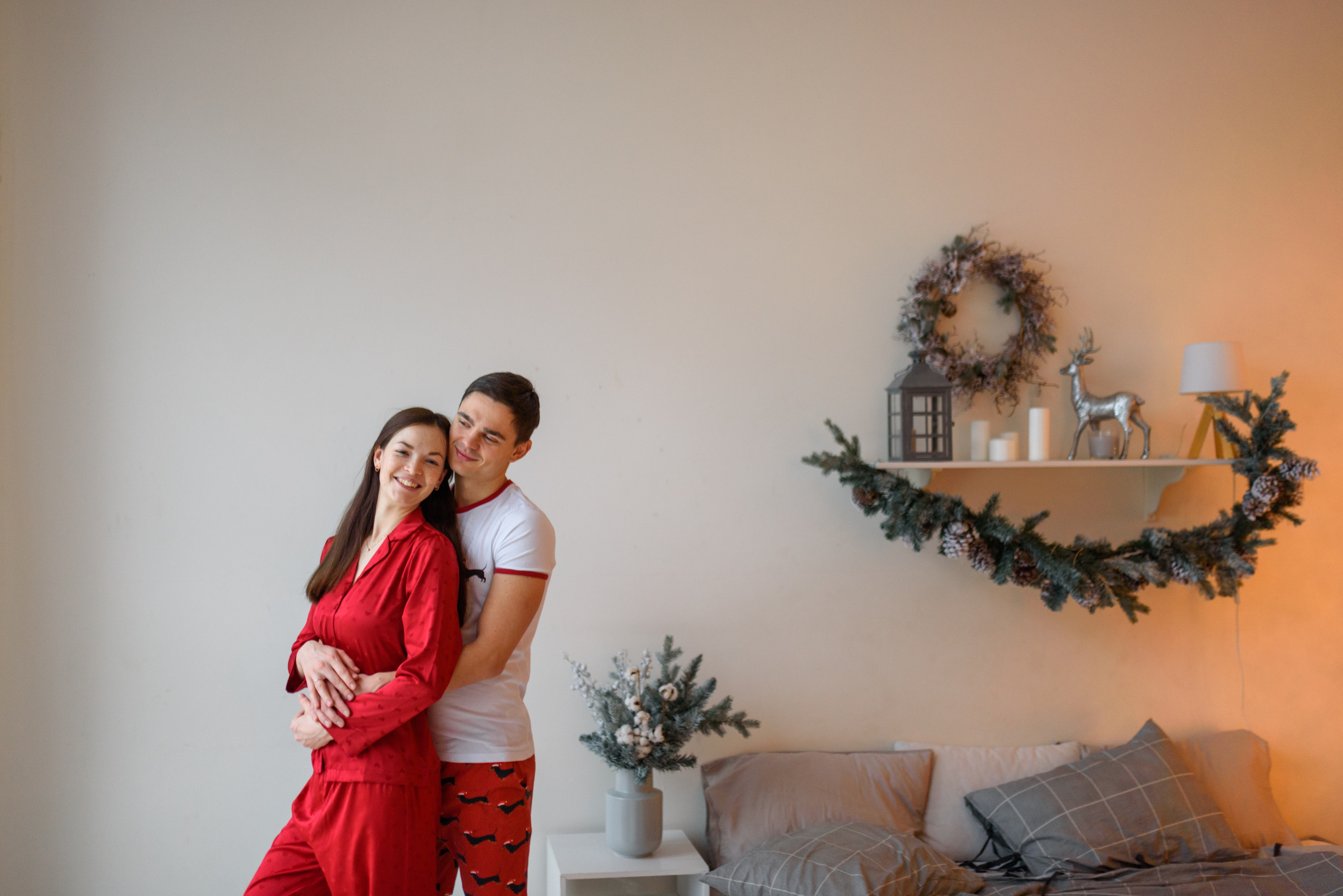 Новогодняя семейная фотосессия ф зале Атлант, фотостудия Мимика. Semerlina.ru