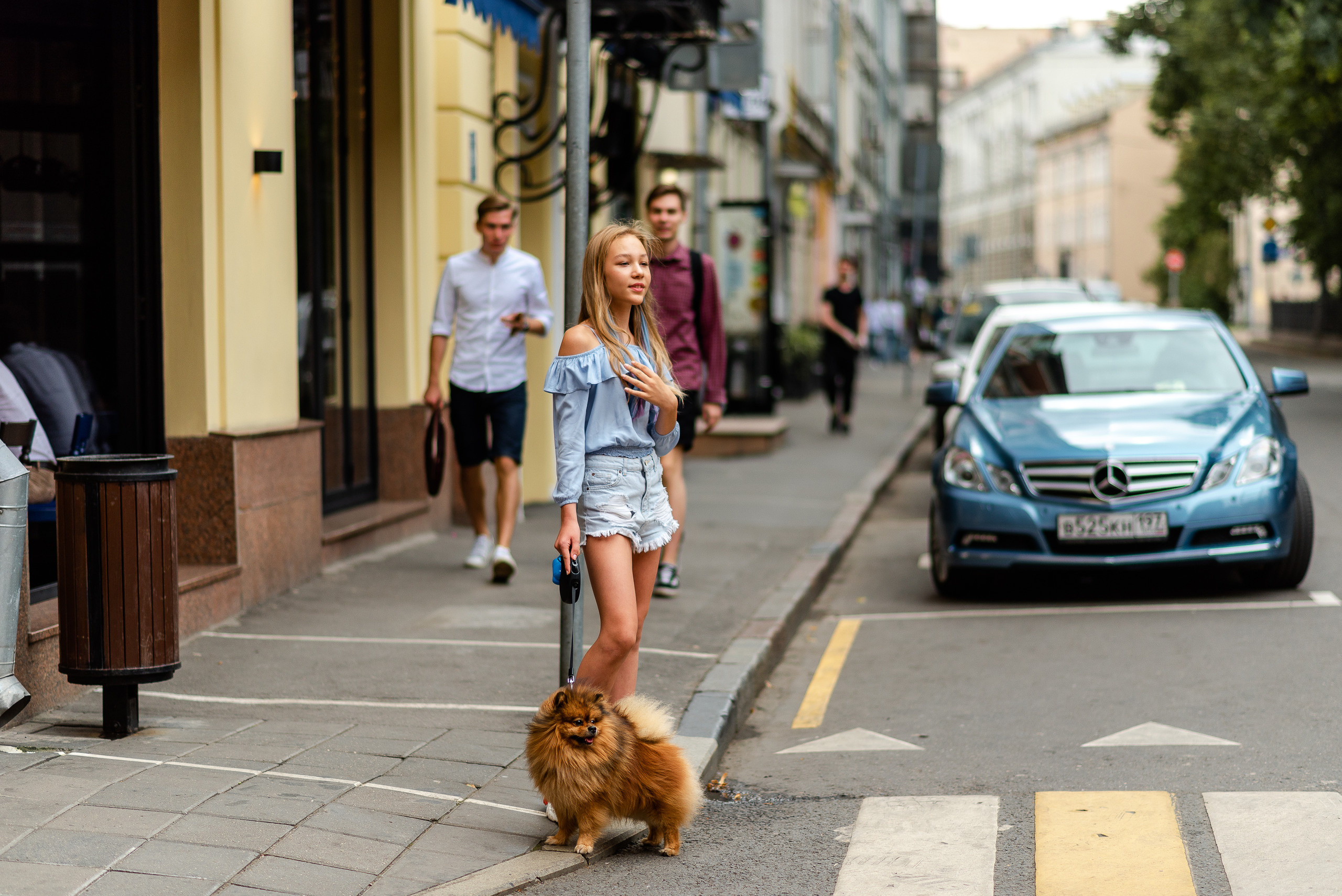 Патриаршие пруды, фотосессия со шпицем Гарри. Semerlina.ru