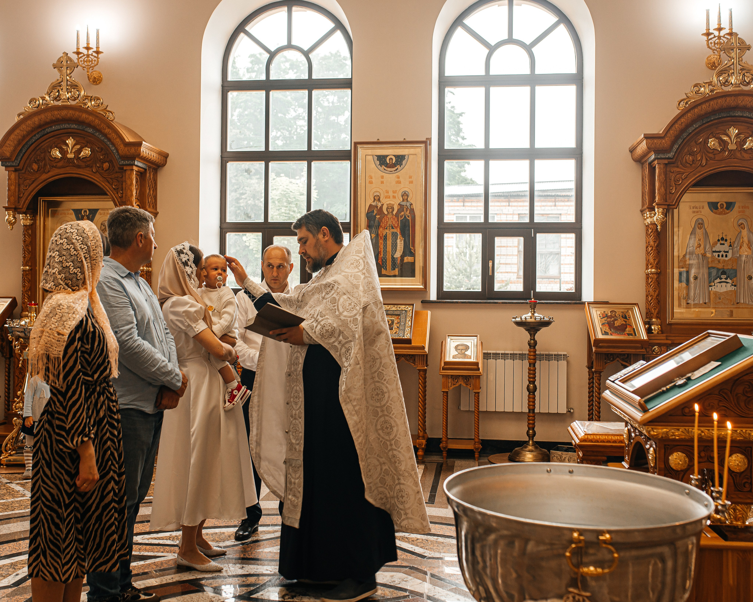 Таинство Крещения Михаила. Фотограф Таинств Крещения и Венчания в г. Курске