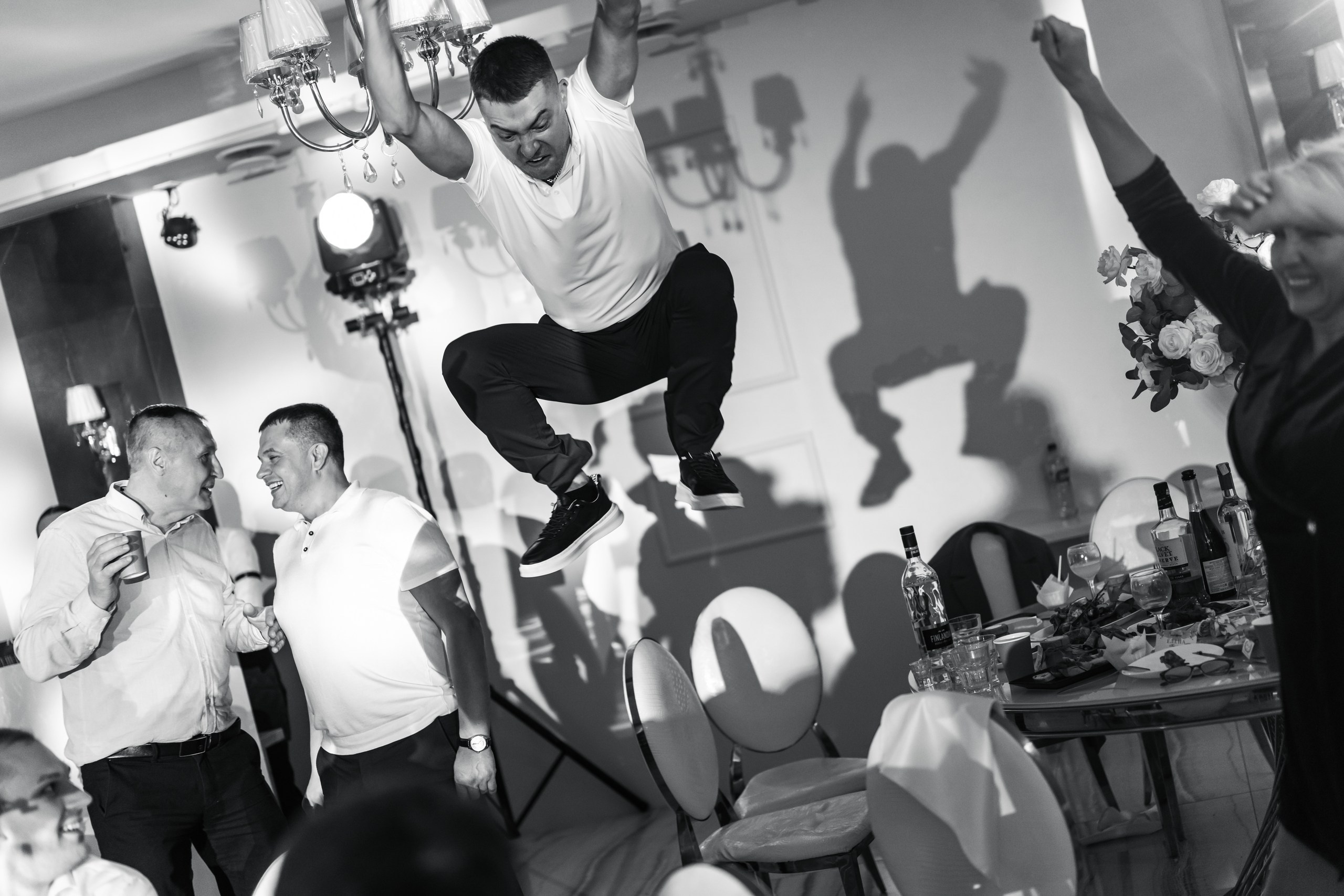 Фотограф на свадьбу Минск Москва Санкт-Петербург Свадебный фотограф Фотограф на свадьбу Репортажный фотограф Love Story Свадебная прогулка. Свадебный фотограф — Крюков Константин