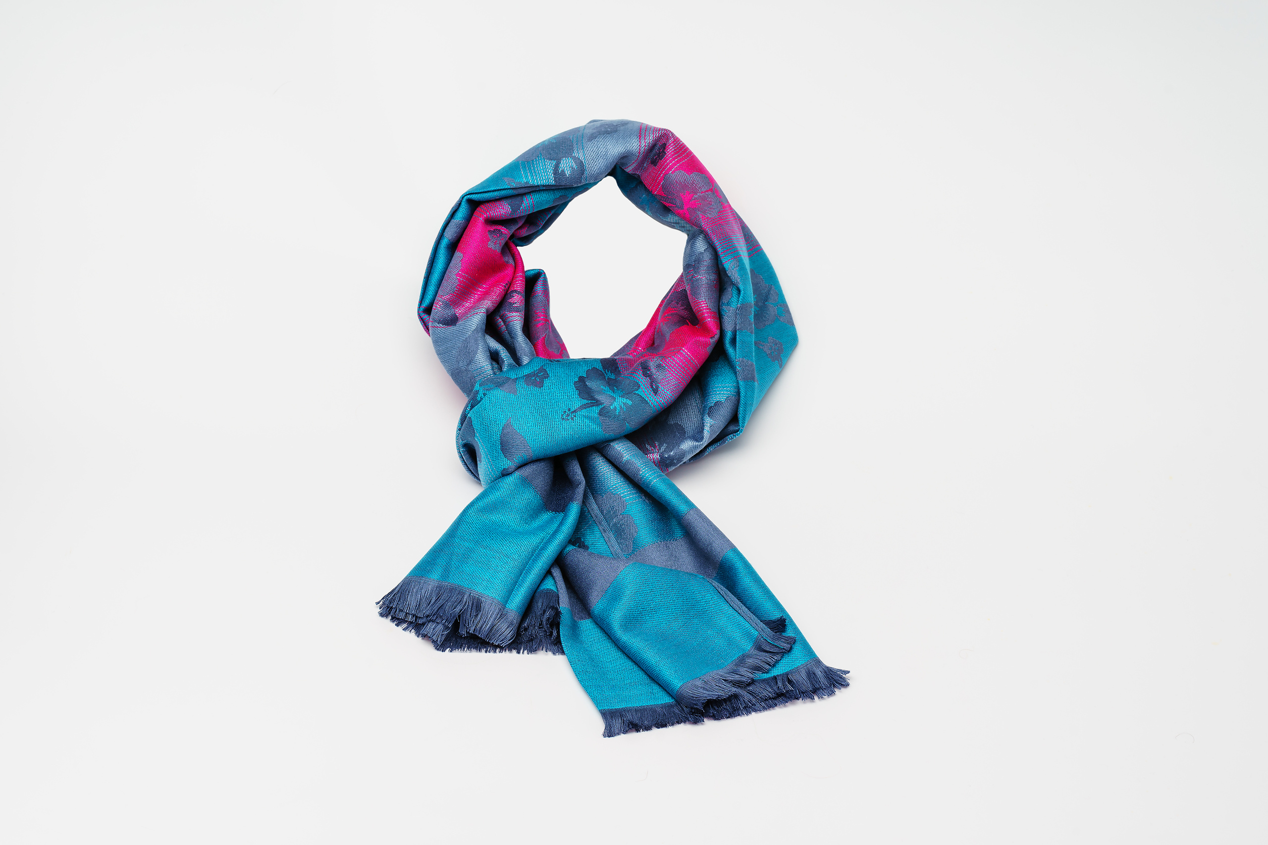 Предметный и рекламный фотограф в Санкт-Петербурге. Предметный и фуд фотограф Санкт-Петербурга Сергей