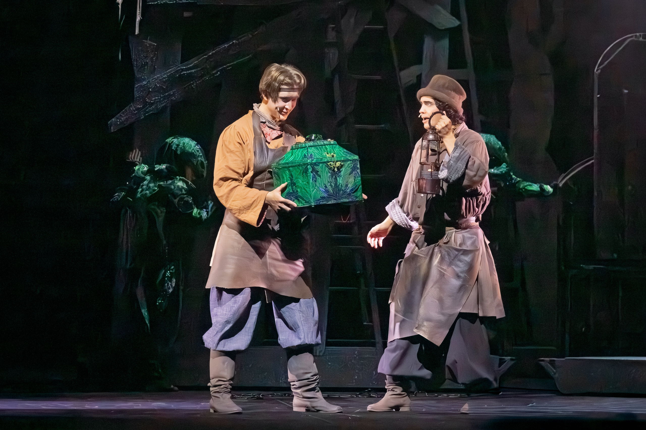 Театр Терезы Дуровой: Малахитовая Шкатулка. Сайт фотографа Сергея Абрамова