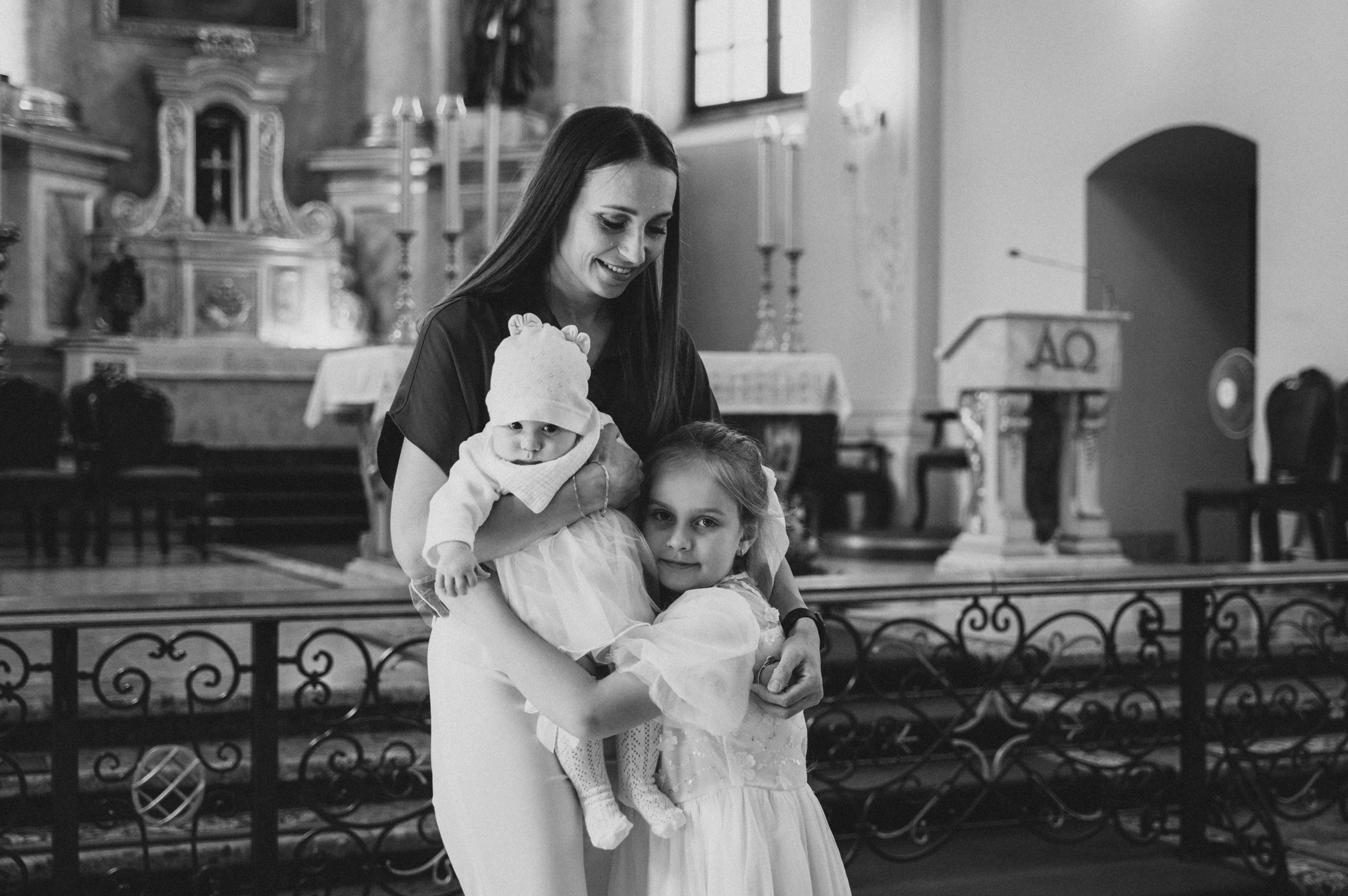 Крещение Василисы Архикафедральный костел Имени Пресвятой Девы Марии. Семейный фотограф в Минске Дарья Дреко