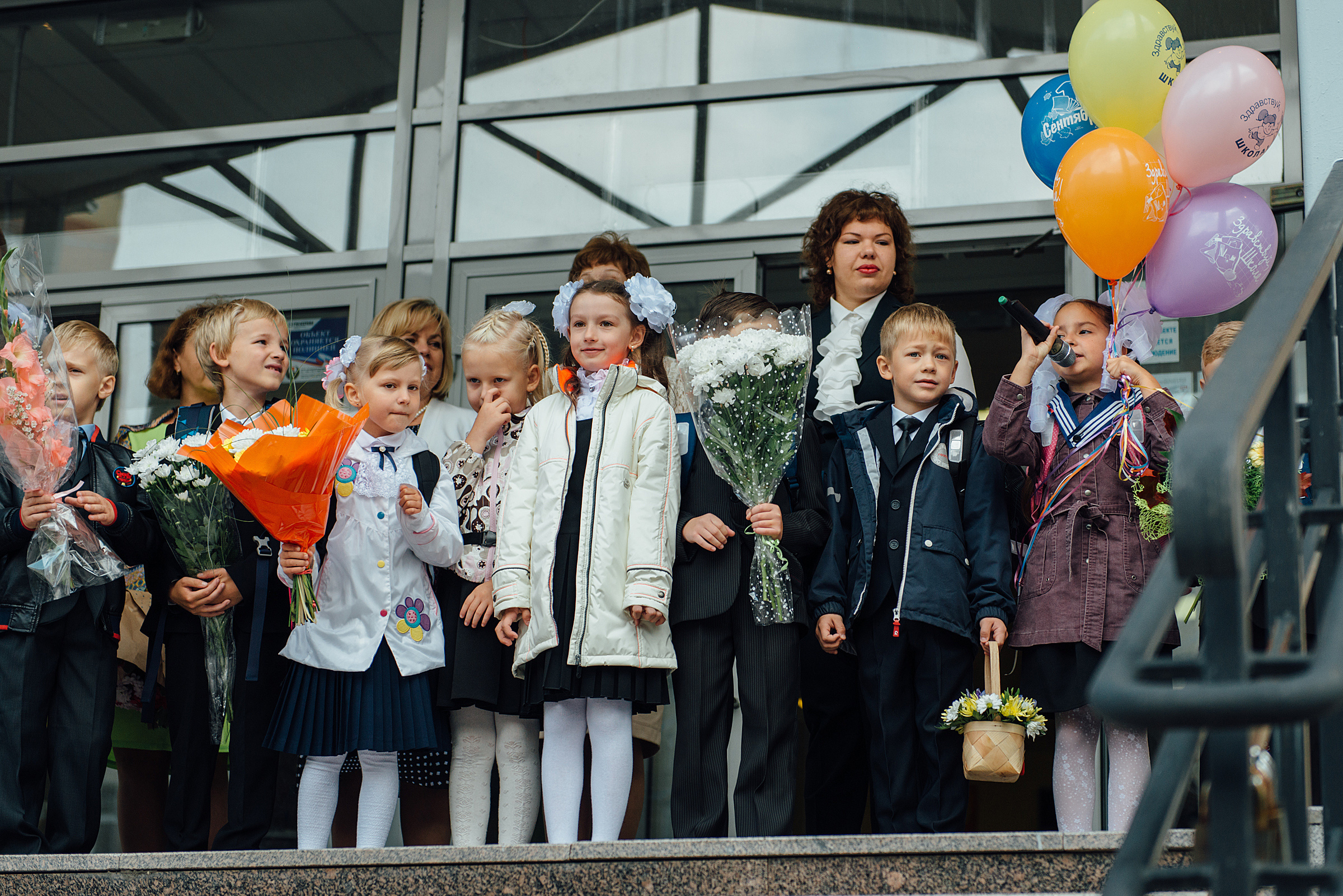 Фотограф на 1-е сентября, фотосъёмка 1-го сентября. Свадебный фотограф в Санкт-Петербурге Венера Ахметова