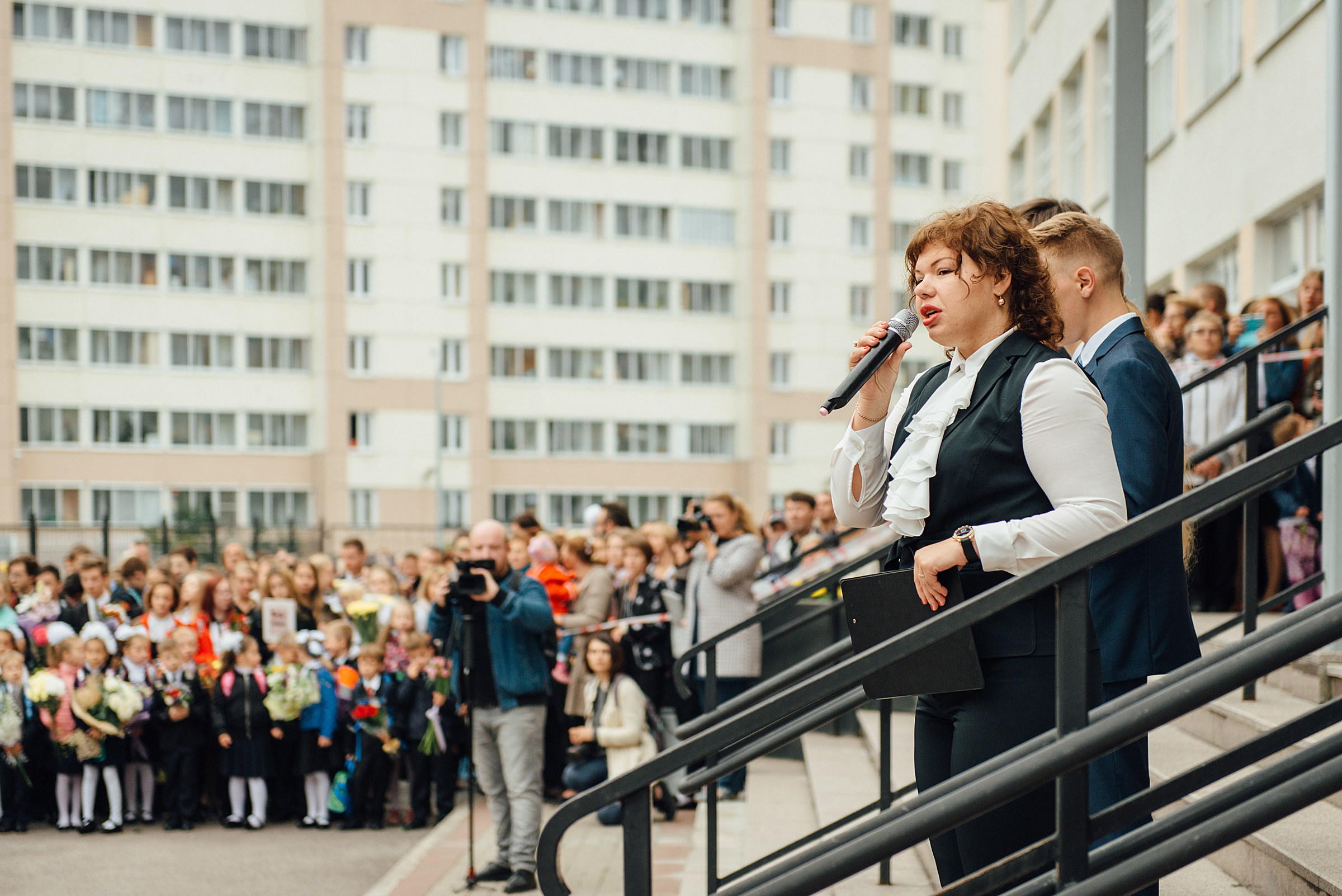 Фотограф на 1-е сентября, фотосъёмка 1-го сентября. Свадебный фотограф в Санкт-Петербурге Венера Ахметова